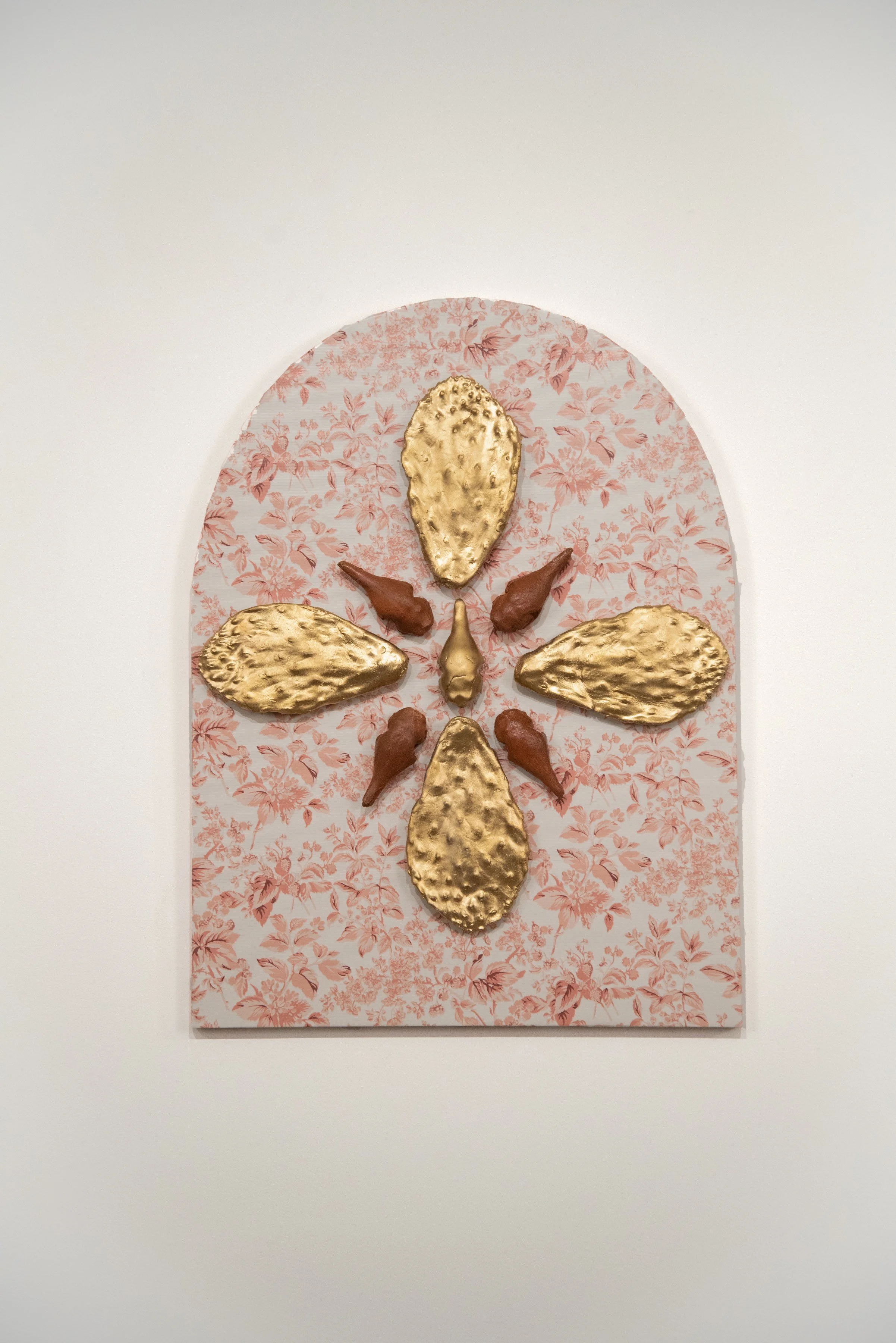 01_shamard_an altar for my home_2022.jpg