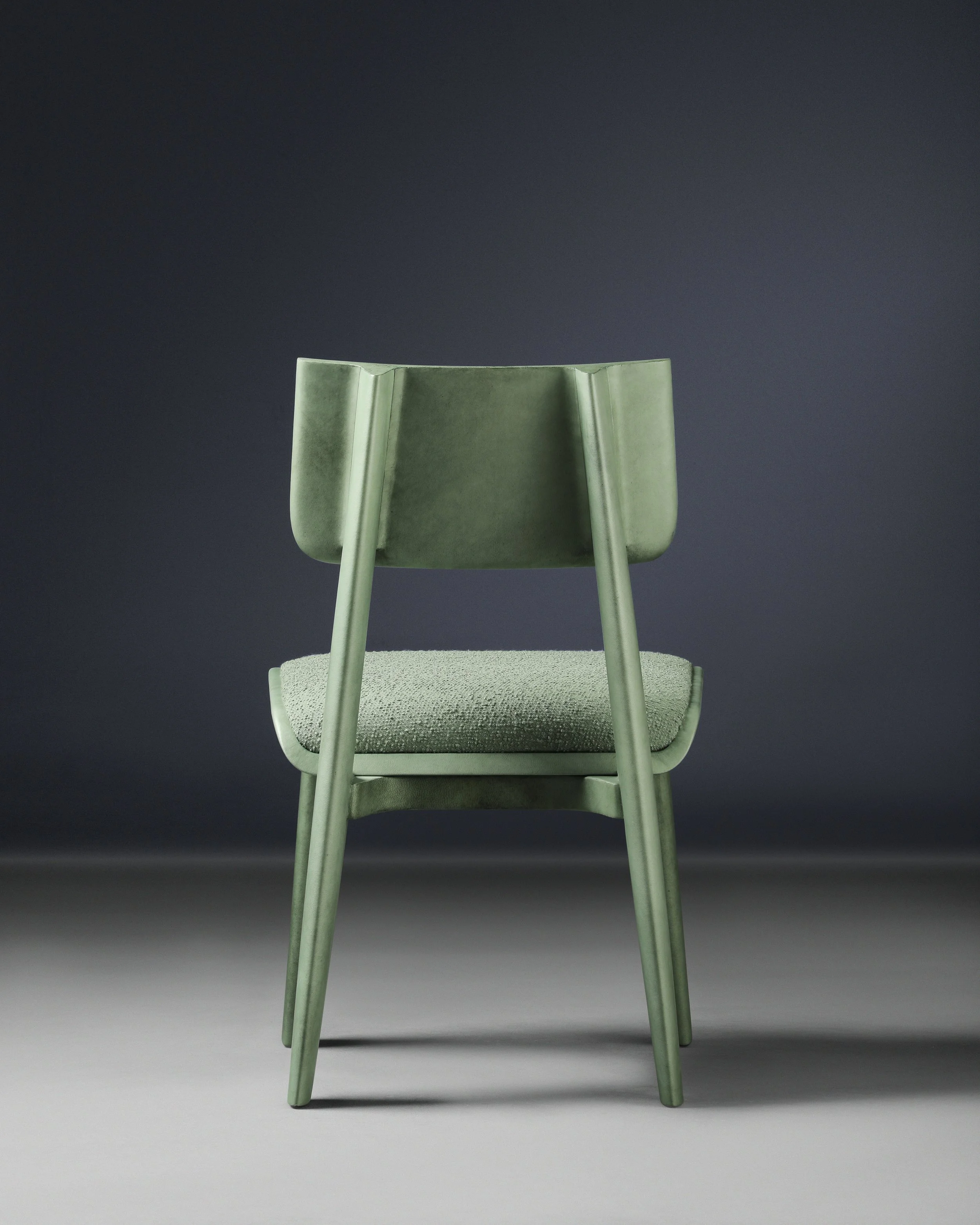 AlexanderLamont_OndasDiningChair_09 - Warawadee Hemaratna.JPG