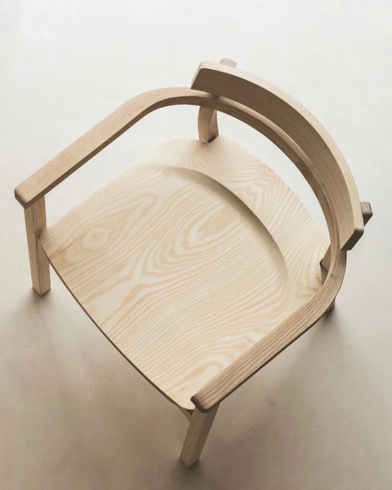 Meon+by+Gaze+Burvill_Levity+Armchair_02+-+Caroline+Burvill.jpg