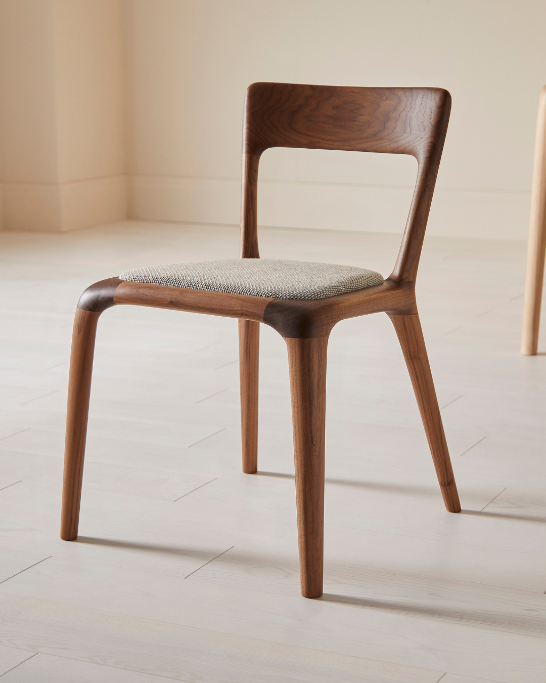 Flow in Walnut by Dovetailors