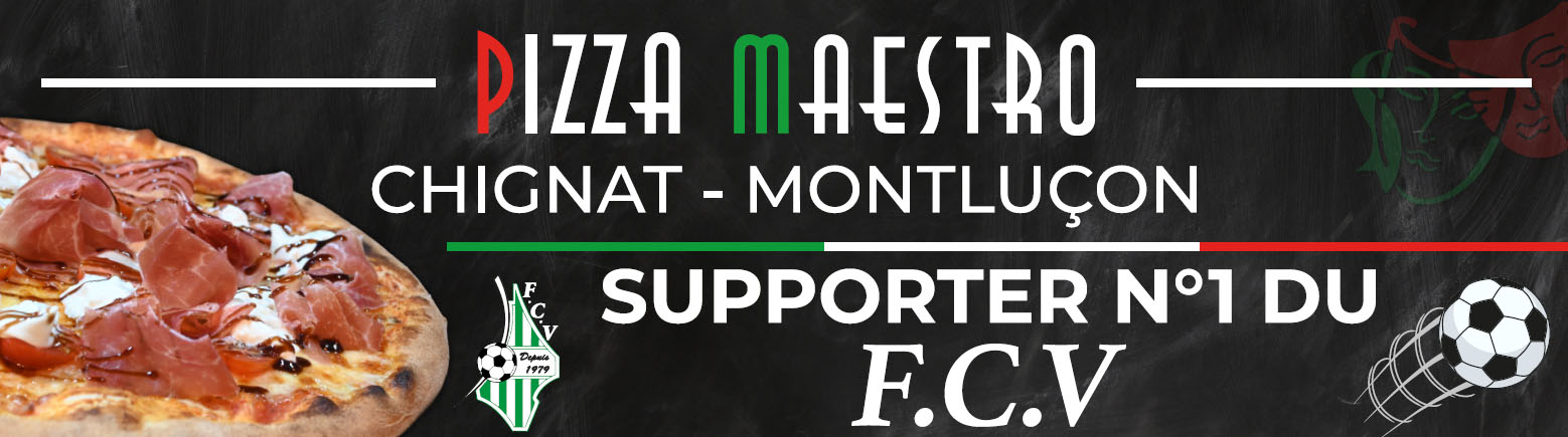 Une pizza avec du jambon et de la crème, sous un fond noir avec un logo de football et du texte promotionnel