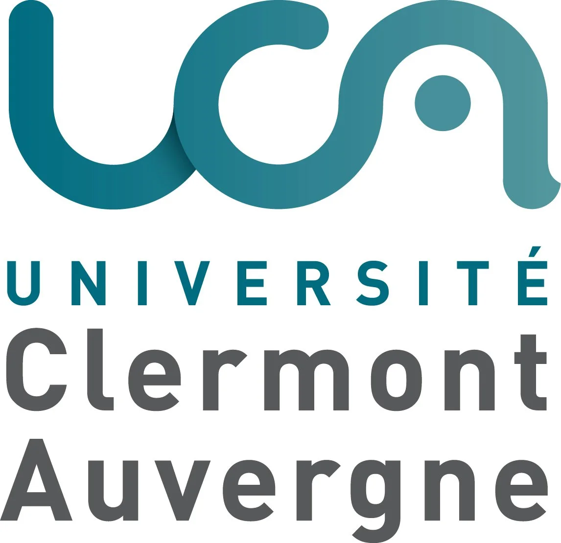 Logo de l'Université Clermont Auvergne, avec le texte 'UCA' en haut et 'Université Clermont Auvergne' en dessous.