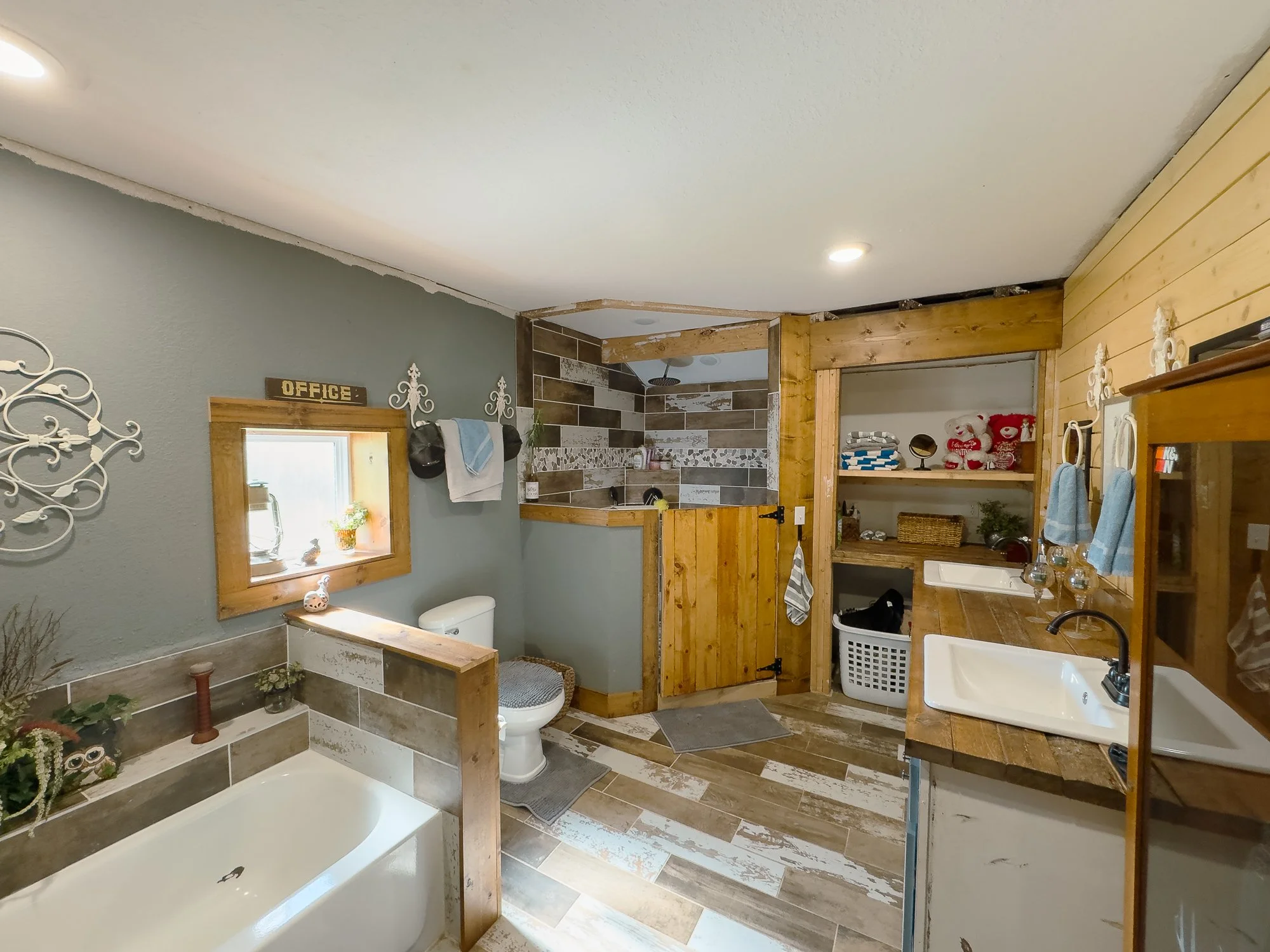  First St M_Bath-1.jpg