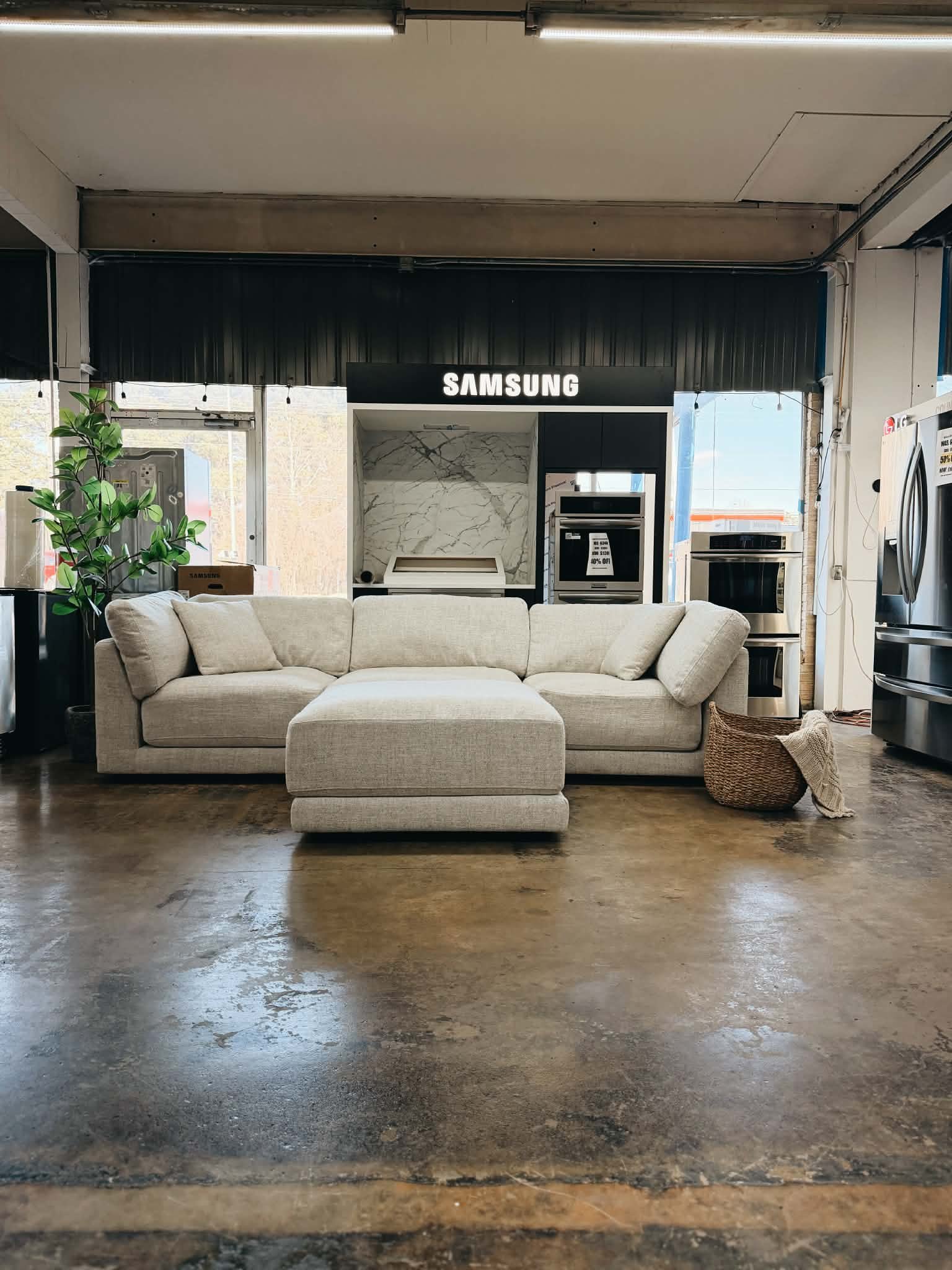 Discount white modular sectional in Huntsville Alabama during a furniture sale in at Annie and Al's Appliance Outlet