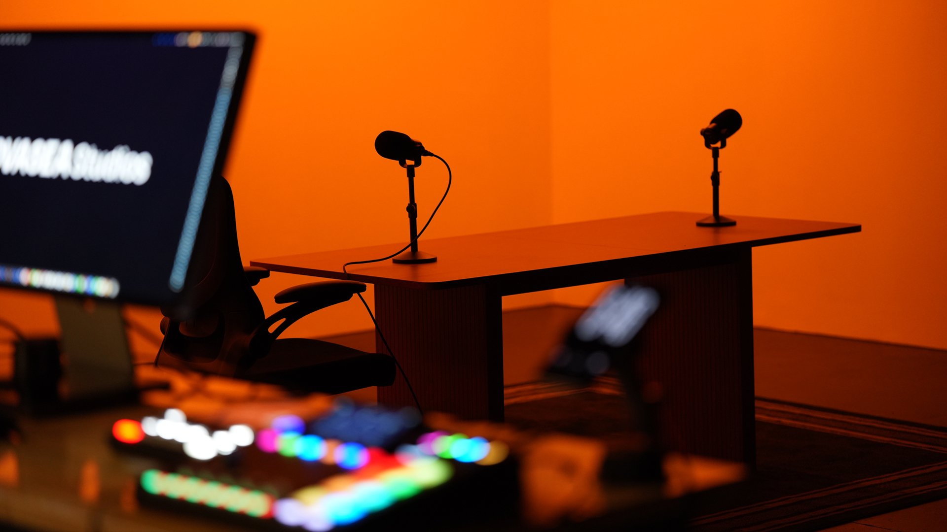 pod-ctrldesk-4.jpg