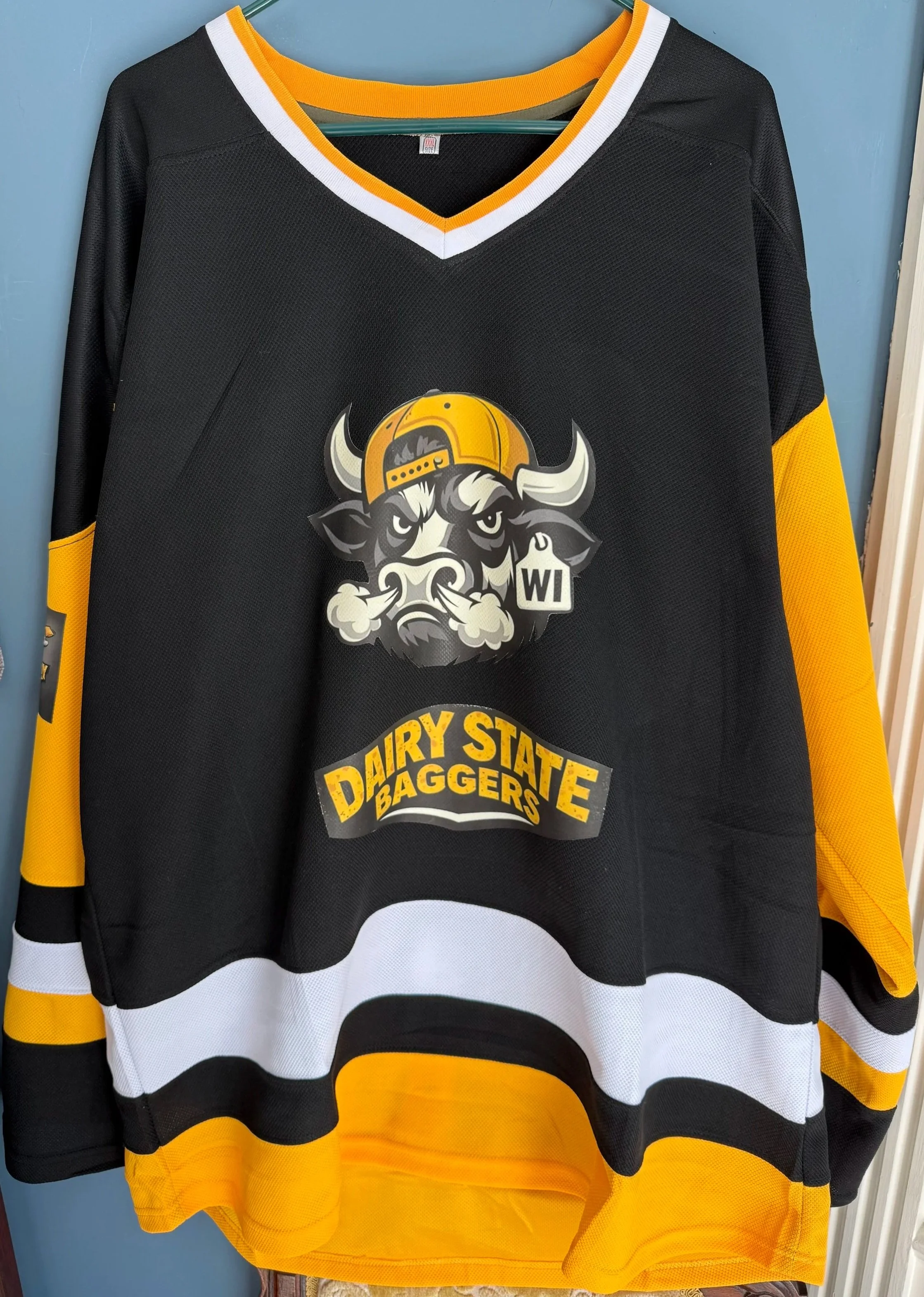Dairy State Baggers Bull Head Hockey Jersey