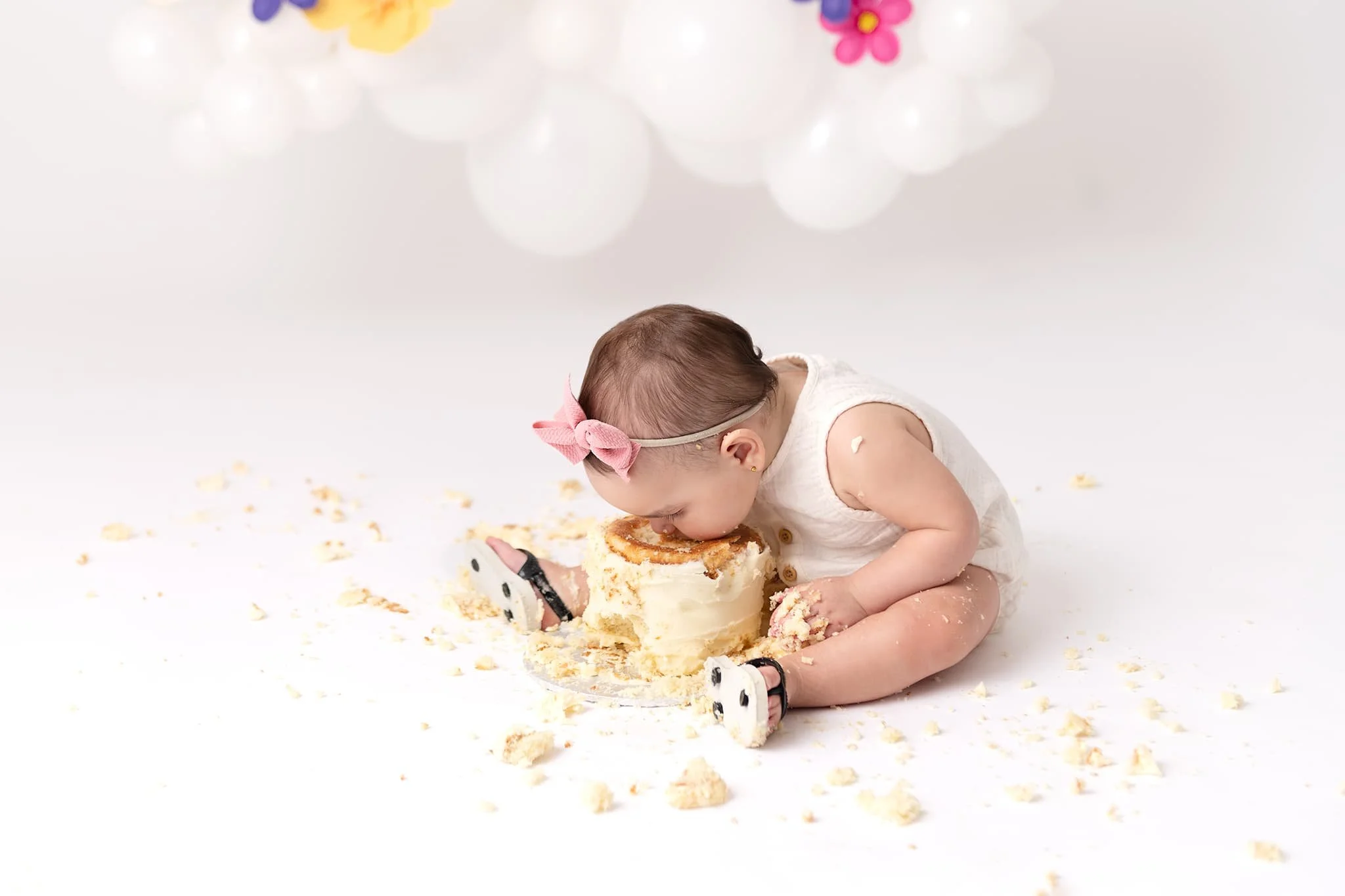 filomena photography baby cake smash picture