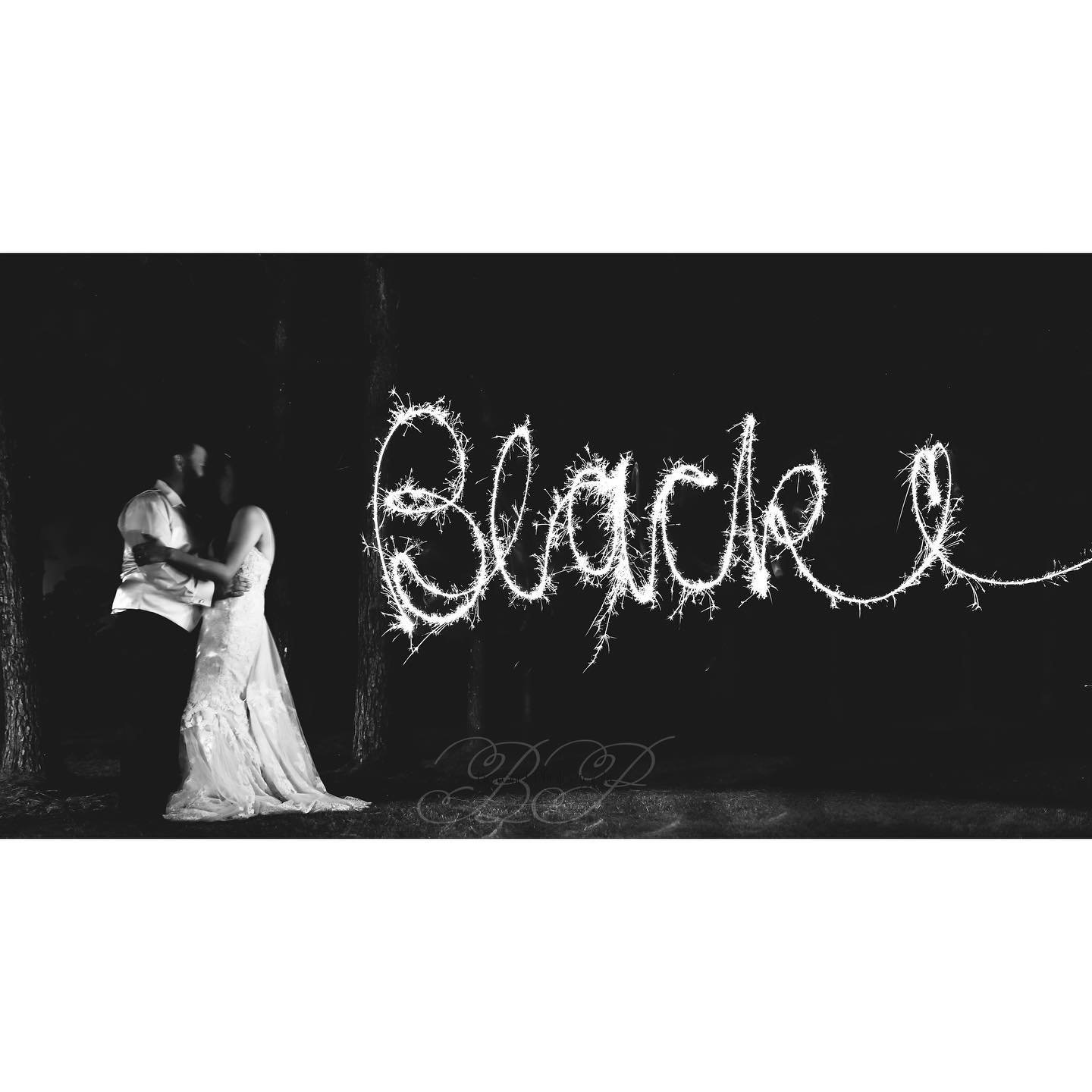 It was a beautiful day for a wedding 💒🥂👰🏻&zwj;♀️
&bull;
&bull;
&bull;
#blacktothefuture #pineburr #wigginsms #gulfcoastphotographer #beyondphotography #mississippiphotographer #sparklershot #weddingphotography