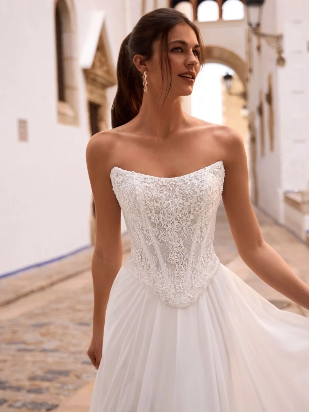 27_Love_Web_FENORA-A_Look_Clo1_1064_1418_80_s_c1.jpg