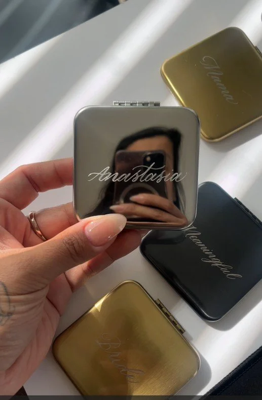 Engraved compact mirror silver_image.jpg
