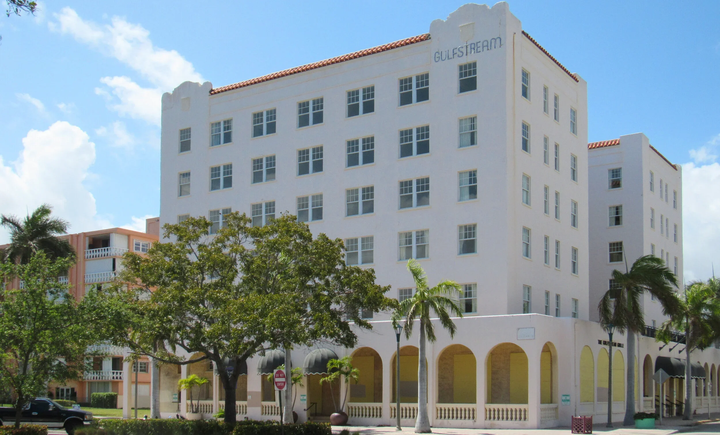 Gulfstream Hotel