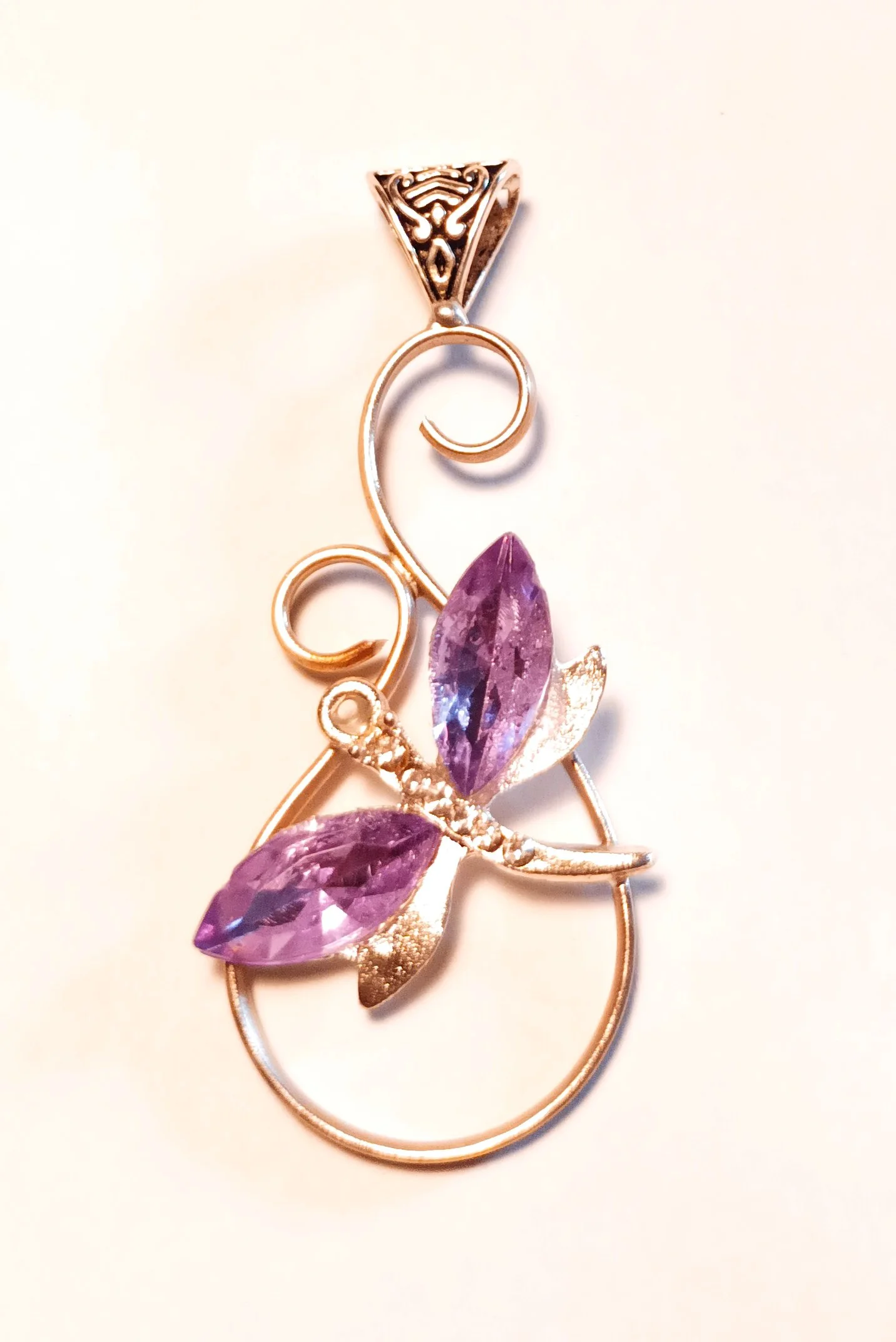 Colgante "Vuelo de Amatista"