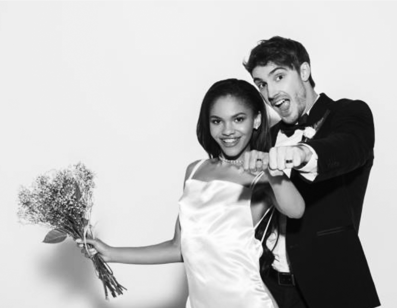 Wedding Luxury Glam Photo Booth Experience Rental