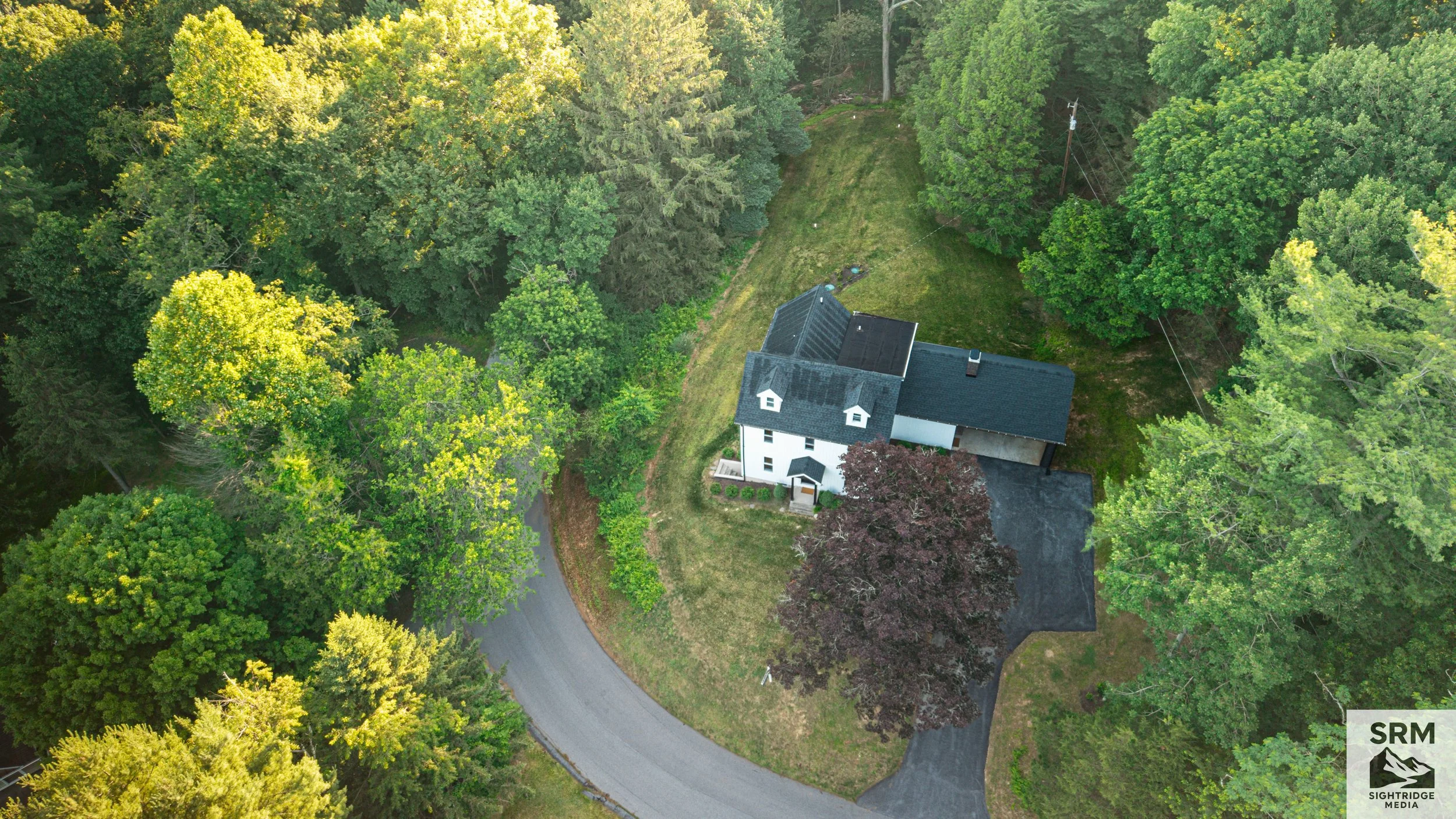 Real Estate — Give buyers the full picture before they ever step inside.