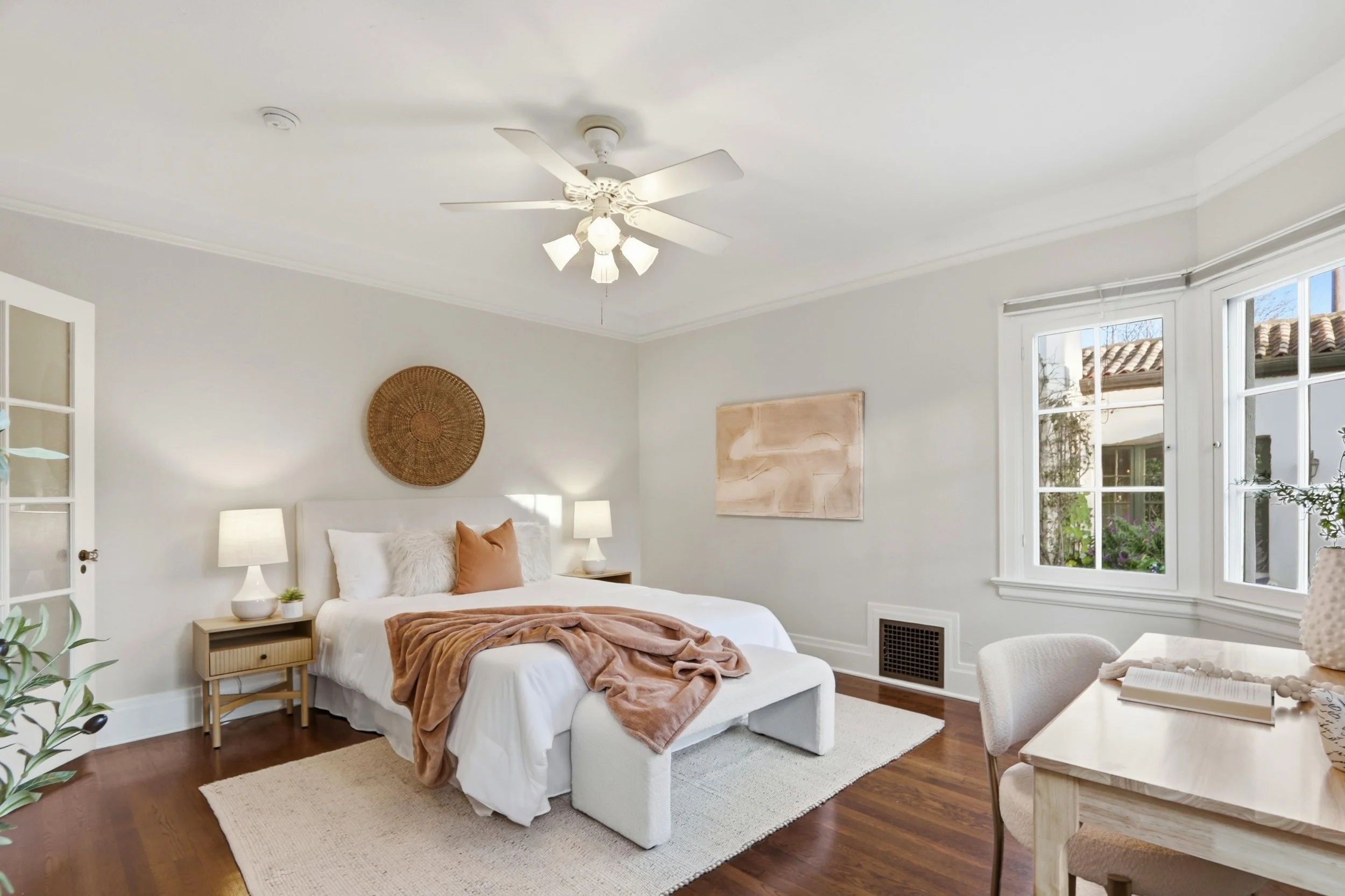 1 of 3 additional bedrooms offering space for family or dedicated workspace.