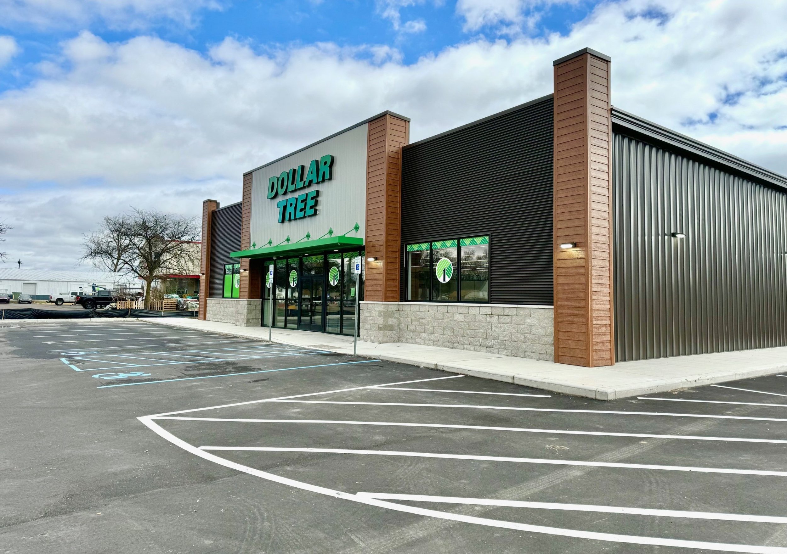 dollar-tree-3_1-scaled.jpg