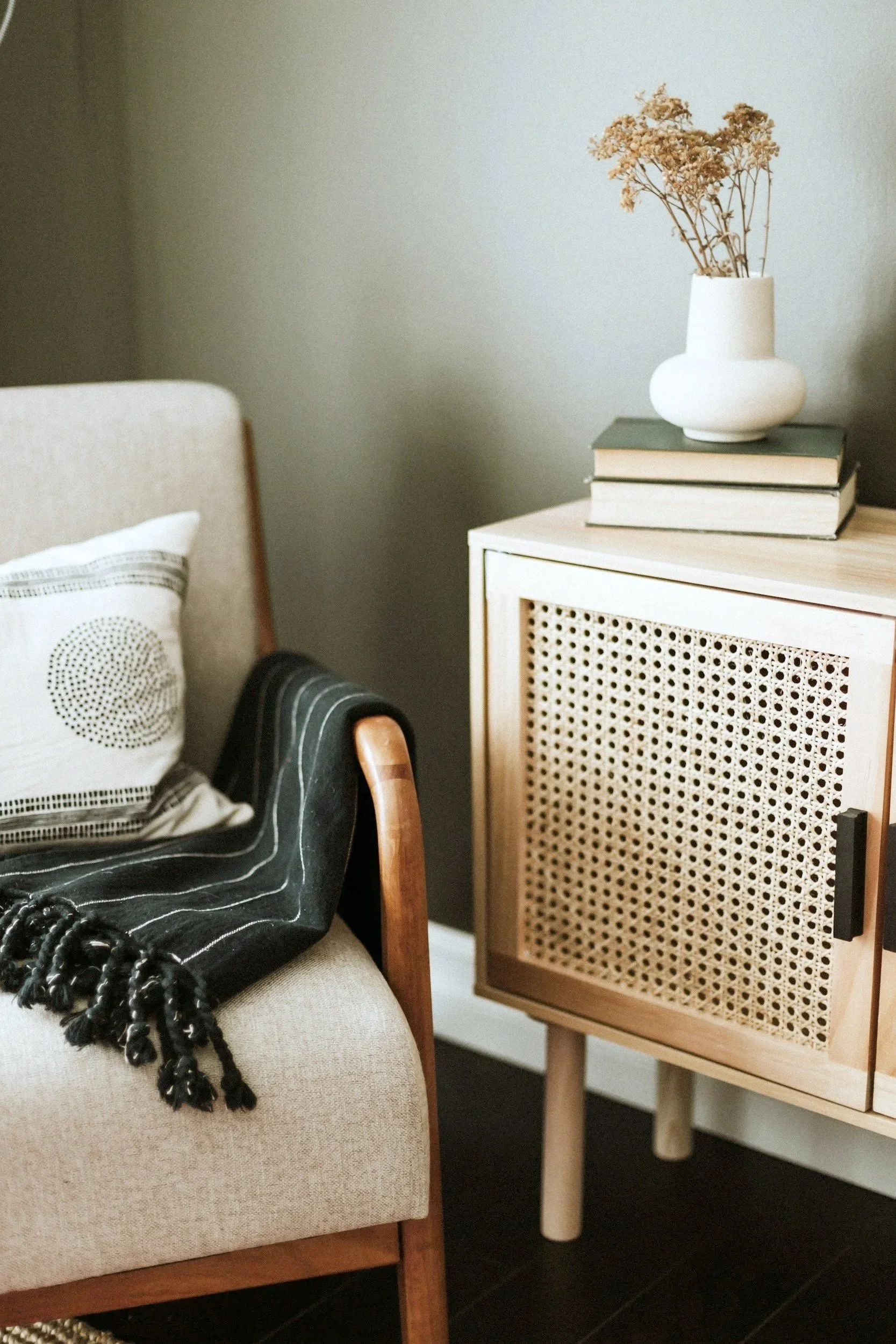 The finishing touches make all the difference. From arranging bookshelf vignettes to selecting the perfect art pieces, this service adds personality, warmth, and that pulled-together look every home deserves.