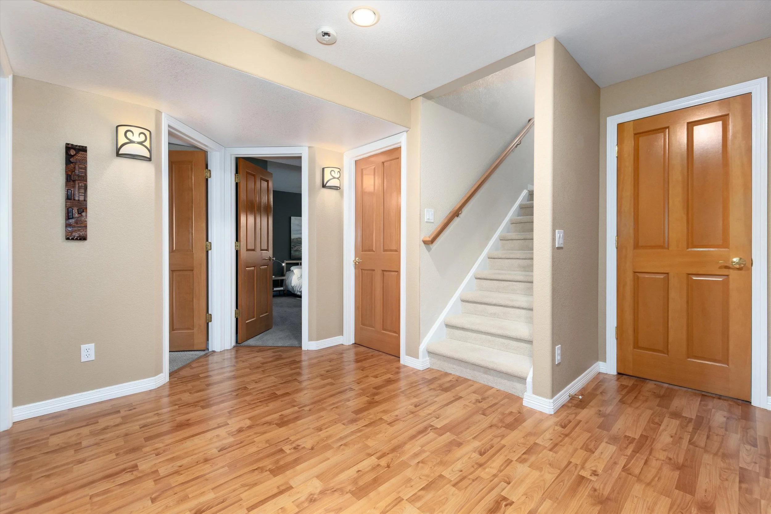 057-Entertainment Room.jpg