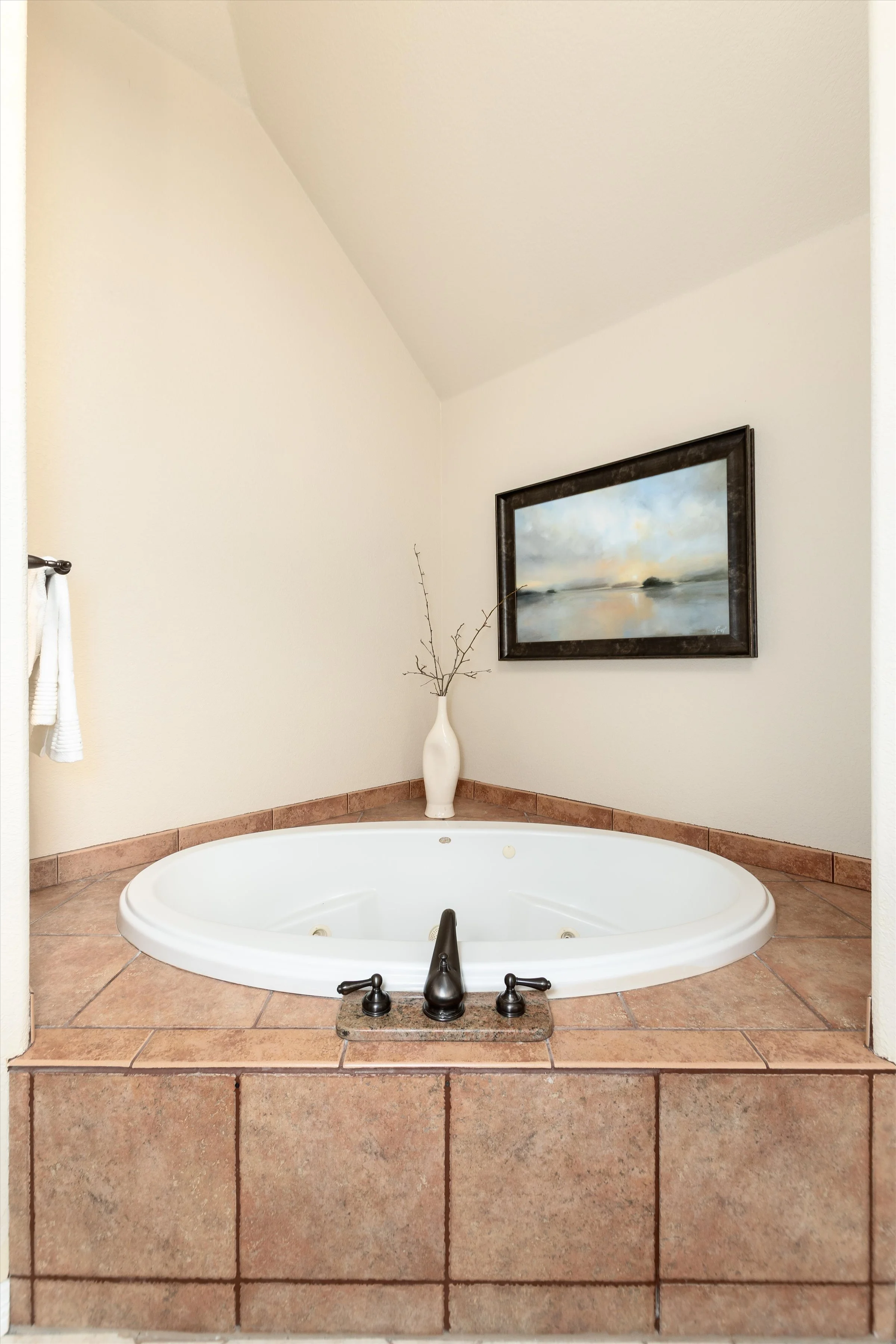 051-Primary Bathroom.jpg