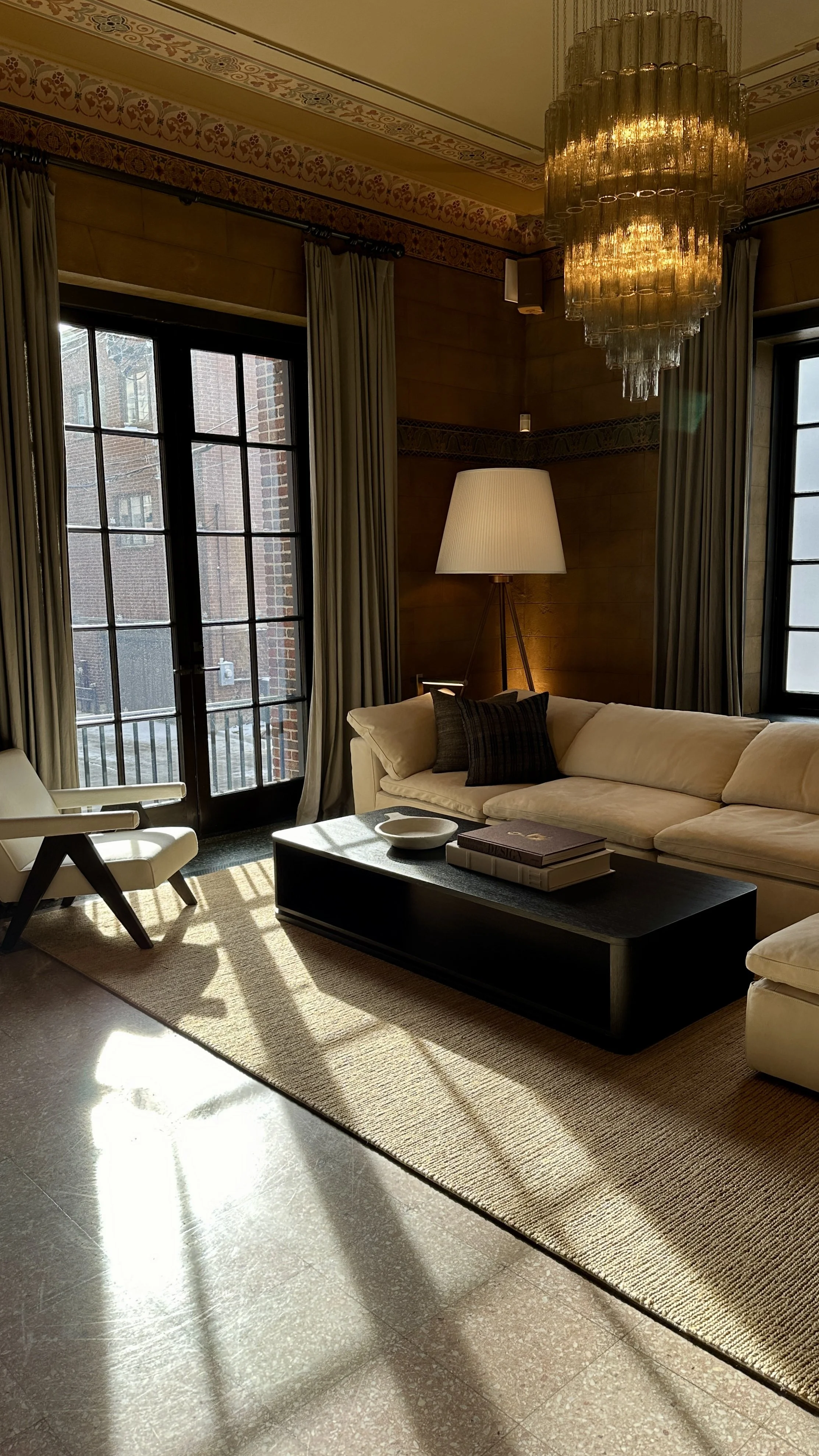 How Much Does an Airbnb Interior Designer Cost?