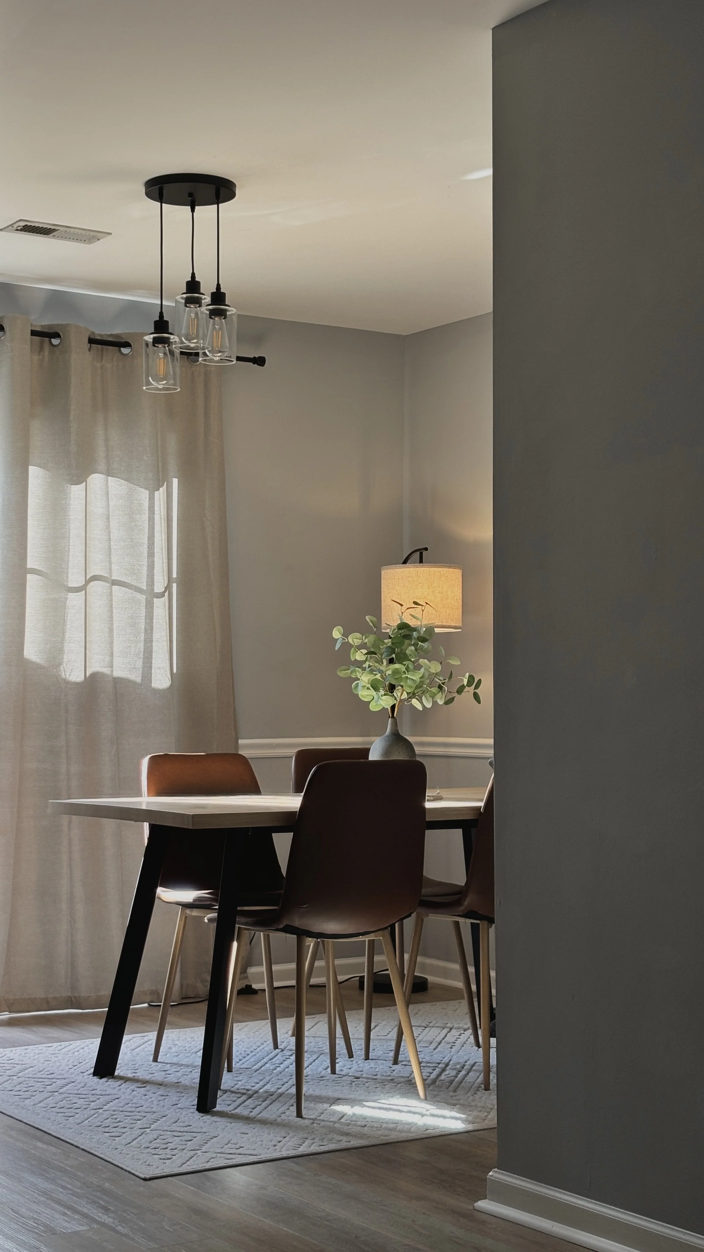 How Much Does It Cost to Furnish an Airbnb?