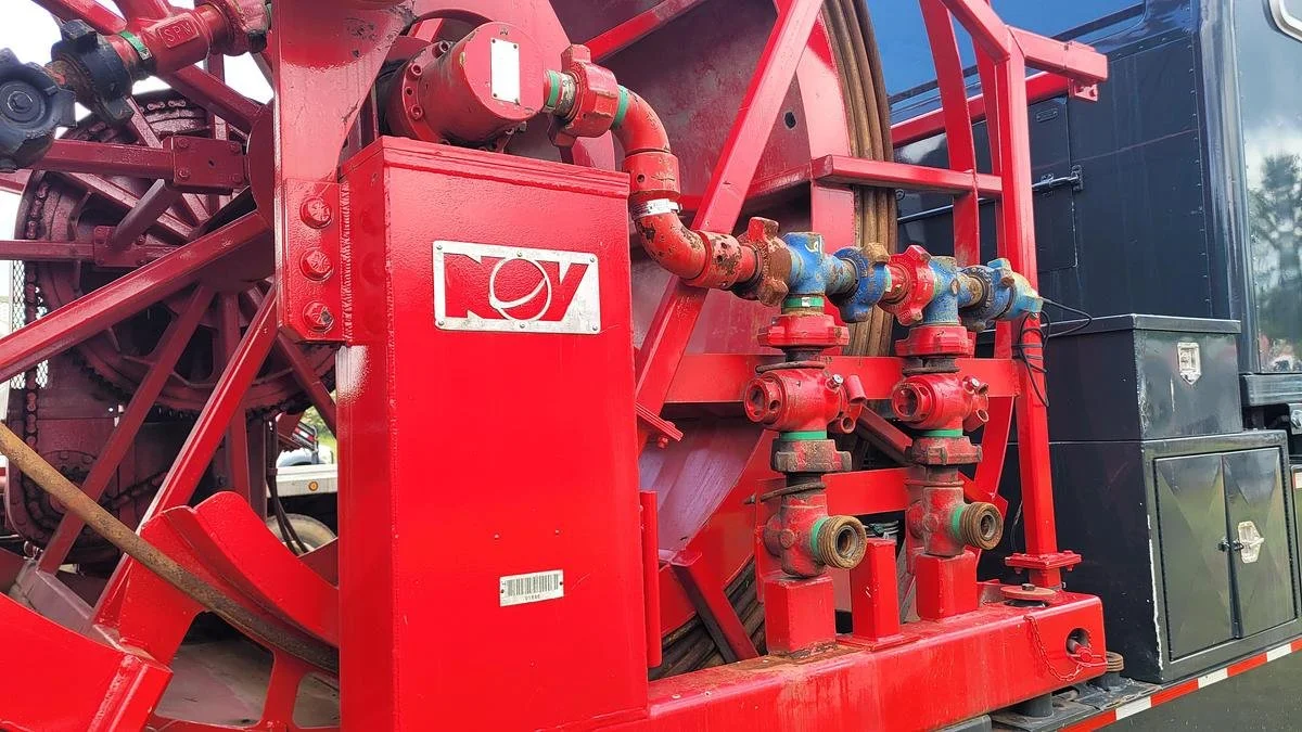 large-used-2003-nov-hydra-rig-coiled-tubing-unit (15).jpg