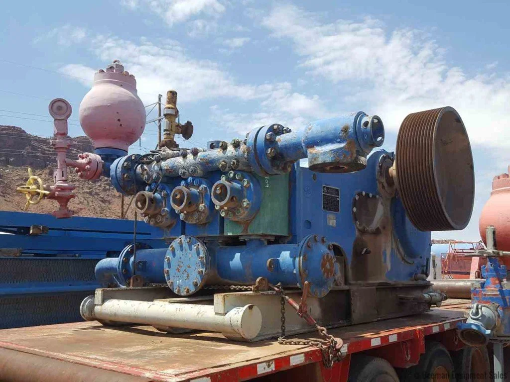 Hongua-Int.-HHF-1000-Triplex-Mud-Pump-4-e1577735899480 (1).jpg