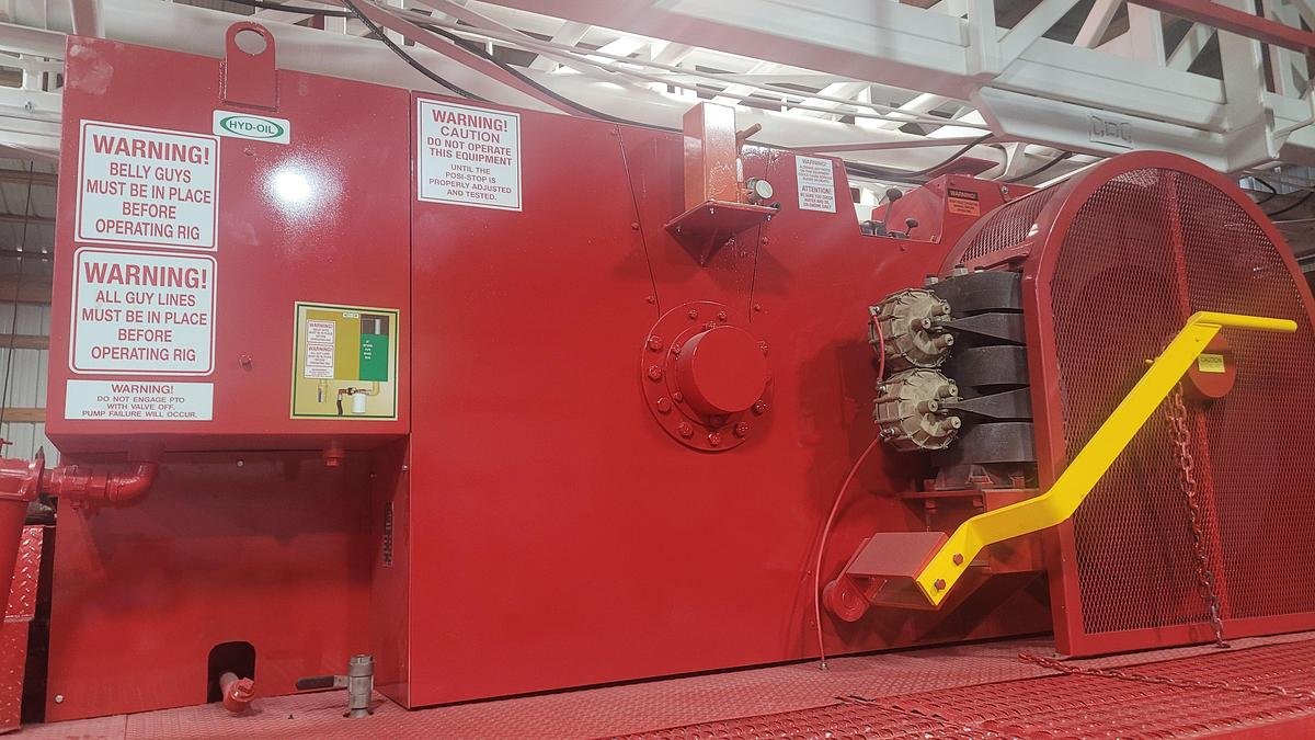 large-refurbished-cameron-550-workover-rig (14).jpg