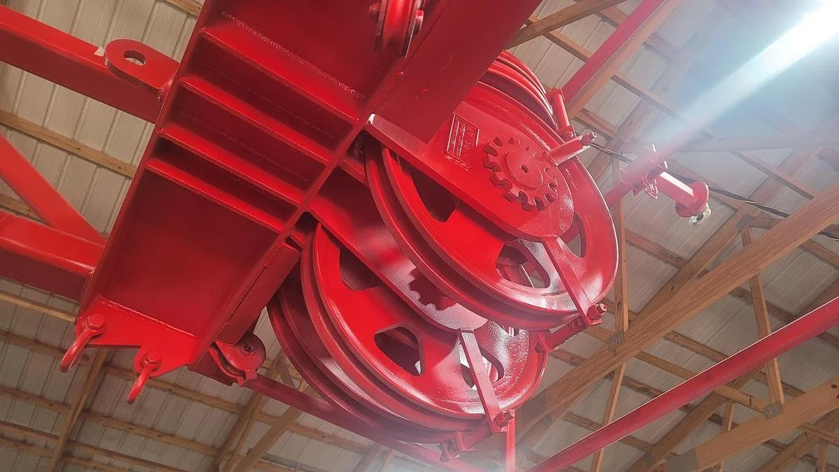 large-refurbished-cameron-550-workover-rig (4).jpg