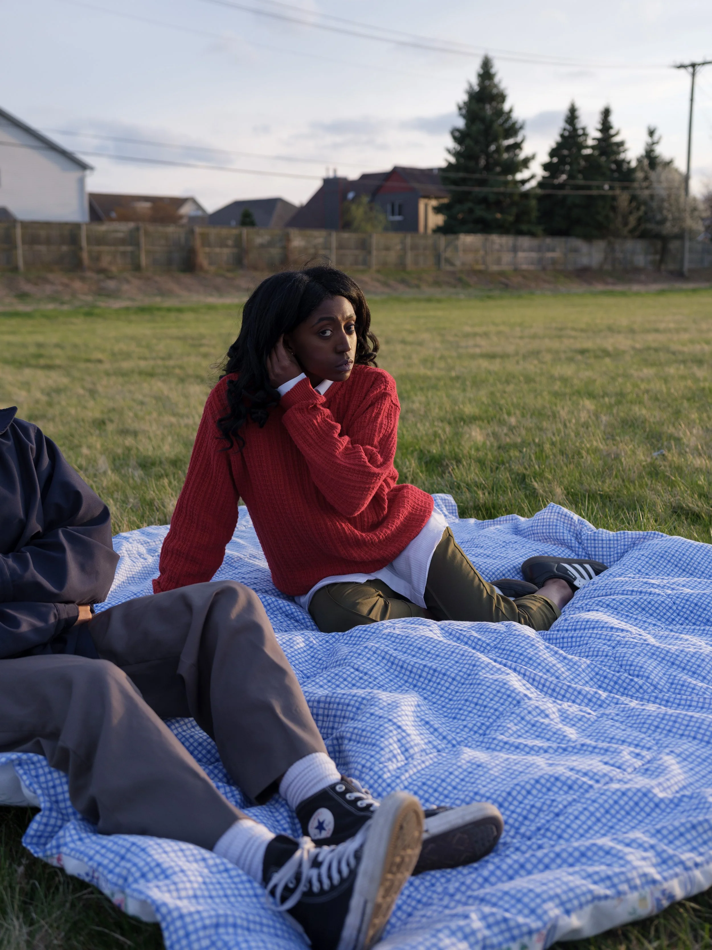 (8)Cydni on blanket copy.jpg