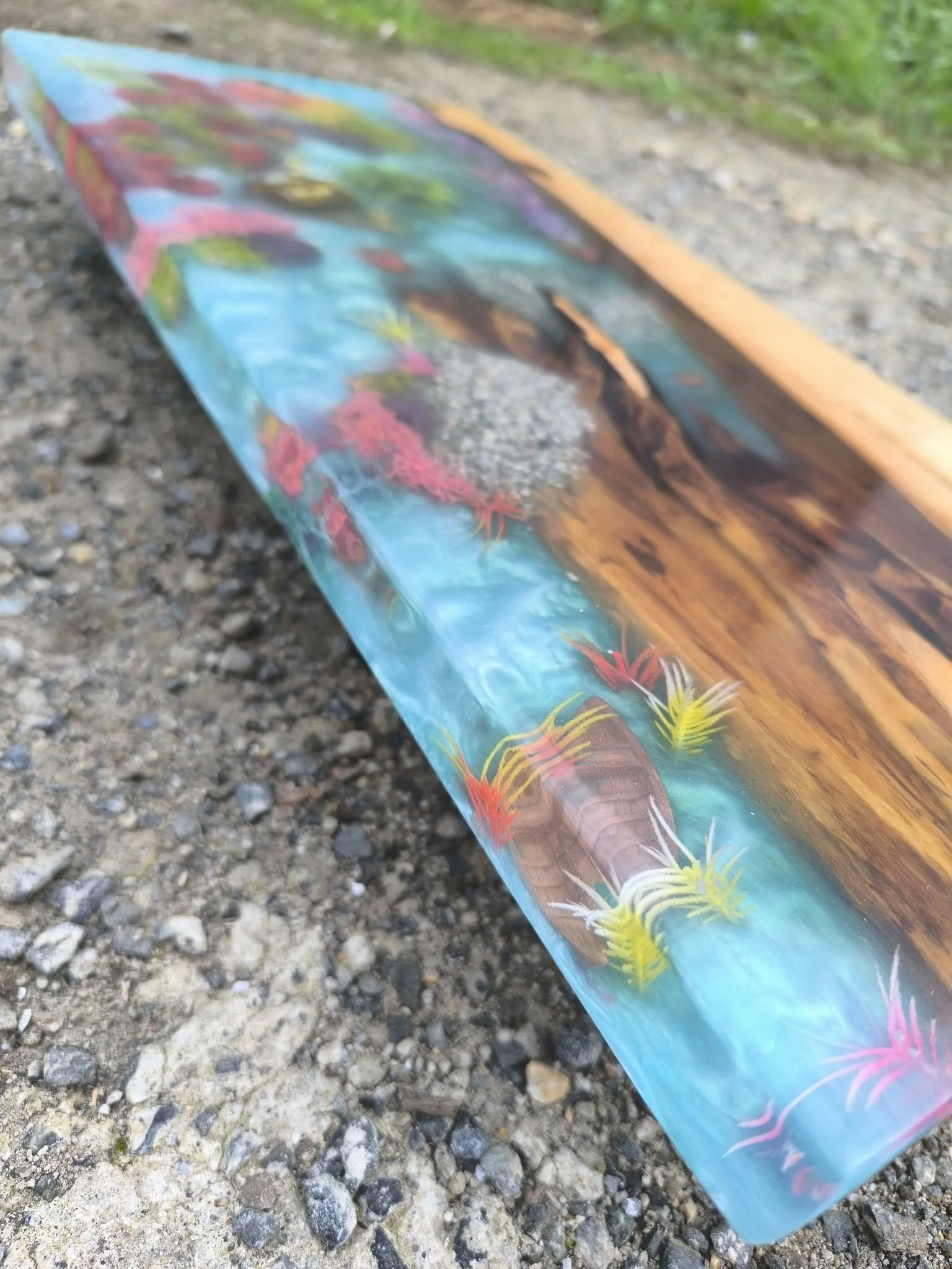Plateau Rivière en Bois et Résine Epoxy