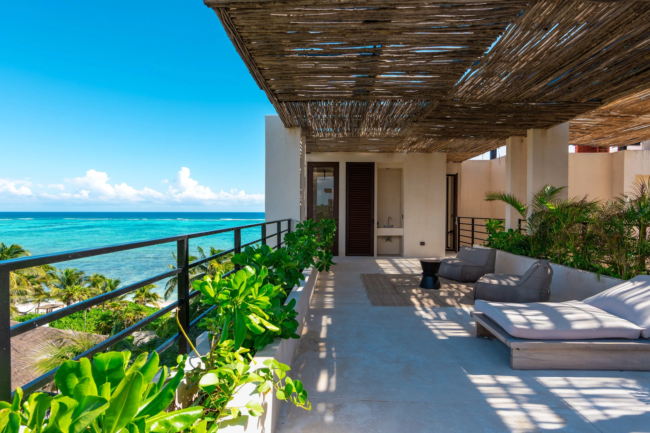 Bespoke Unidad 22-32.jpg