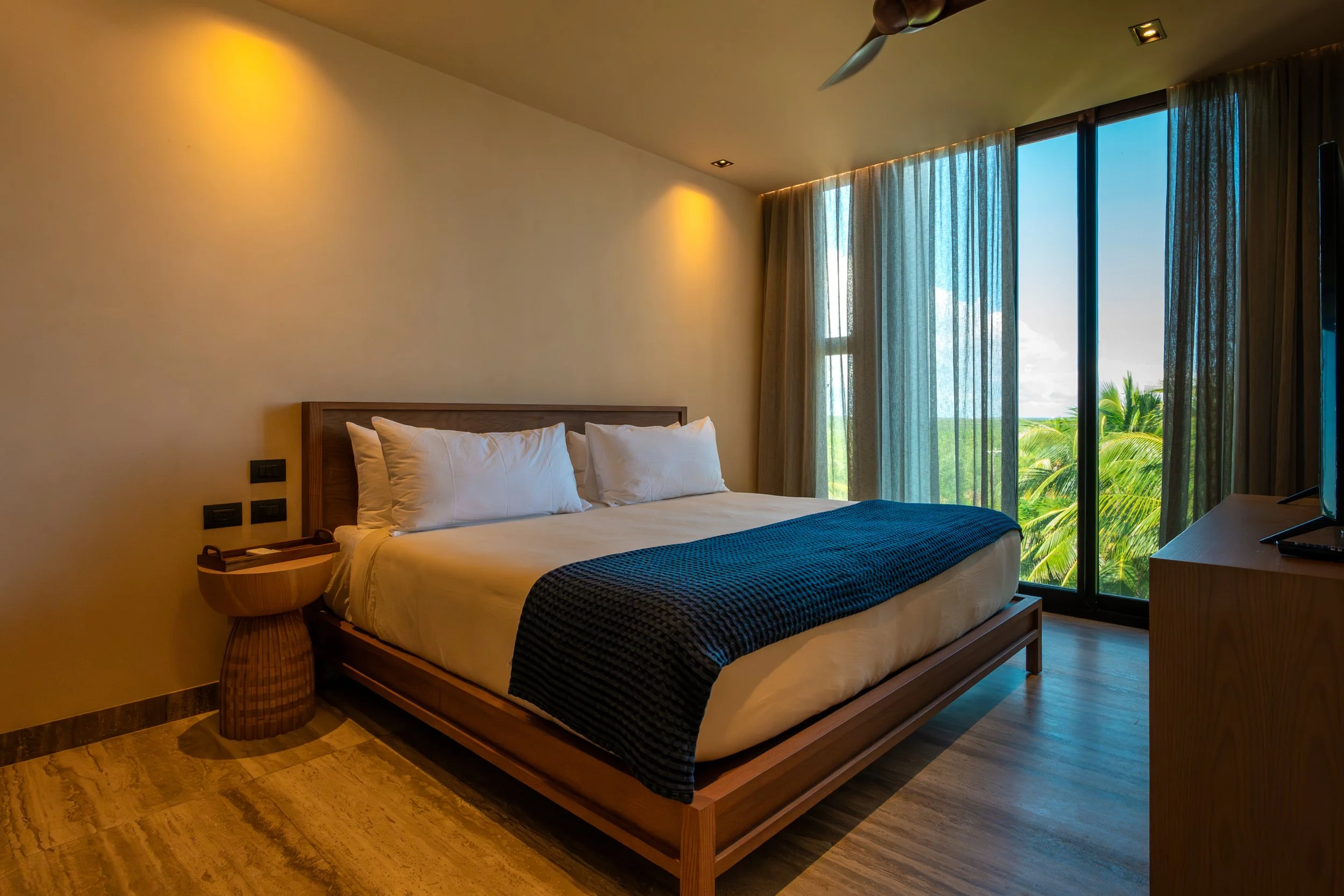 Bespoke Unidad 22-17.jpg