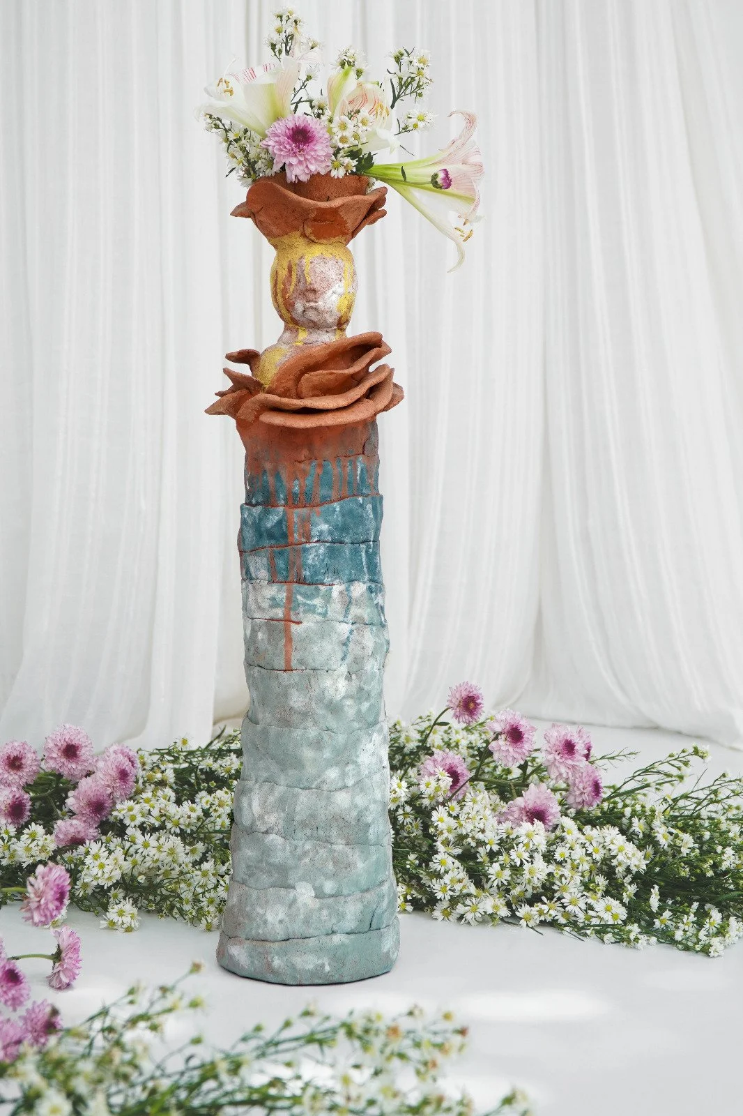 KALIFA LADY SCLUPTURE WITH HAT