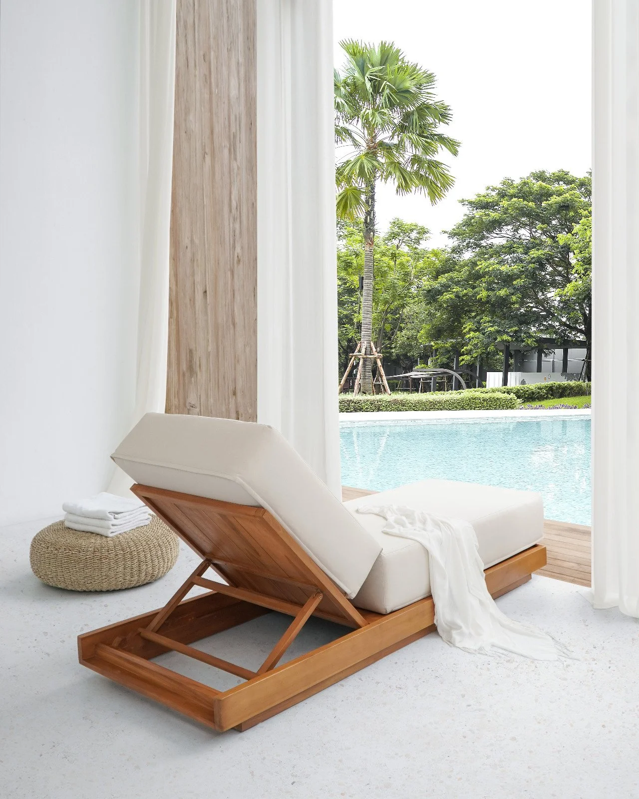 NAGOYA SUN LOUNGER