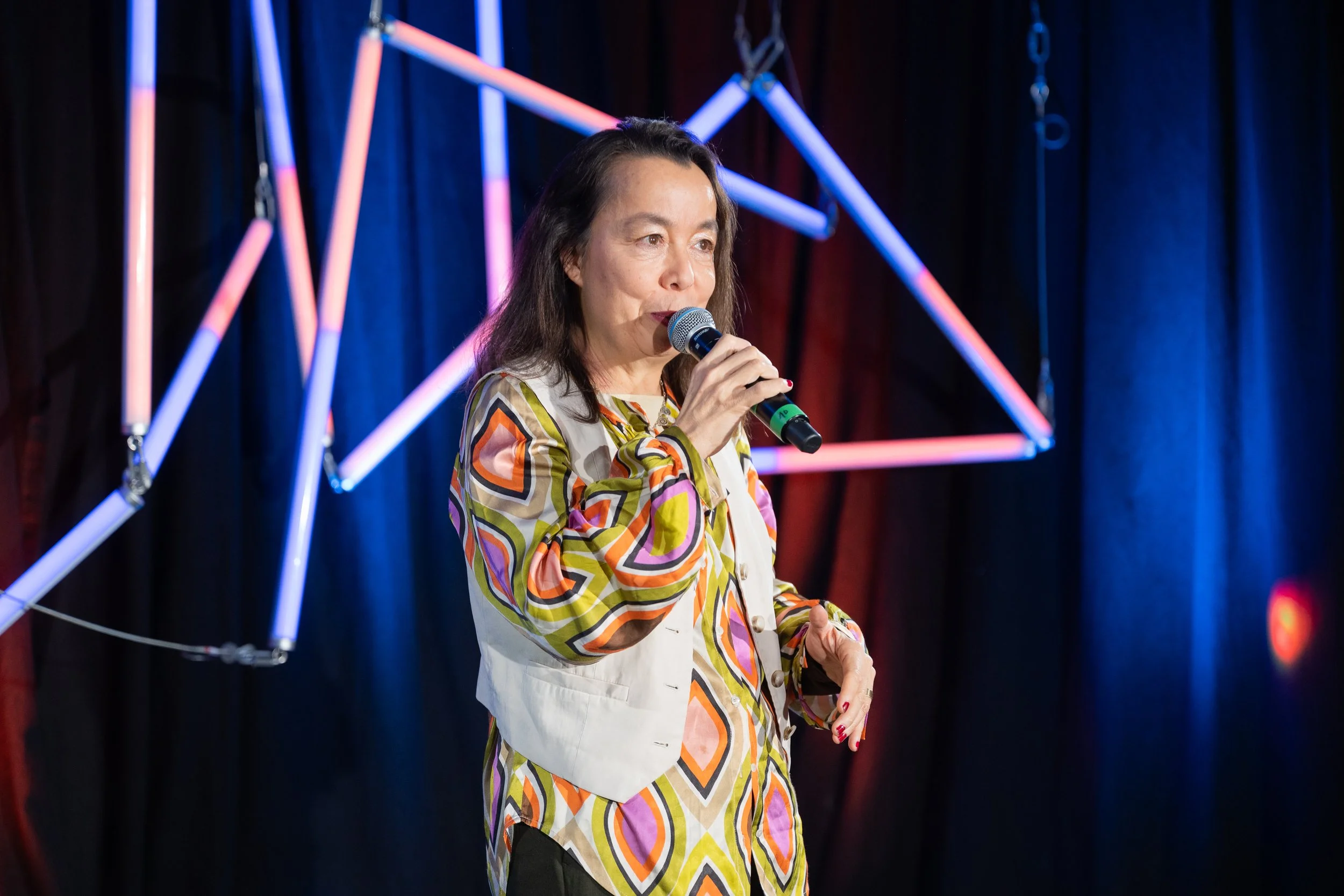 Eva Beuster - Rednerin