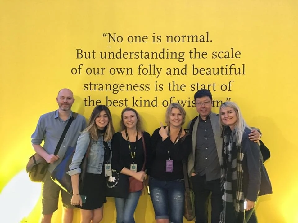 A moment at Alain De Botton seminar in Lisbon in 2017. Nobody is normal.