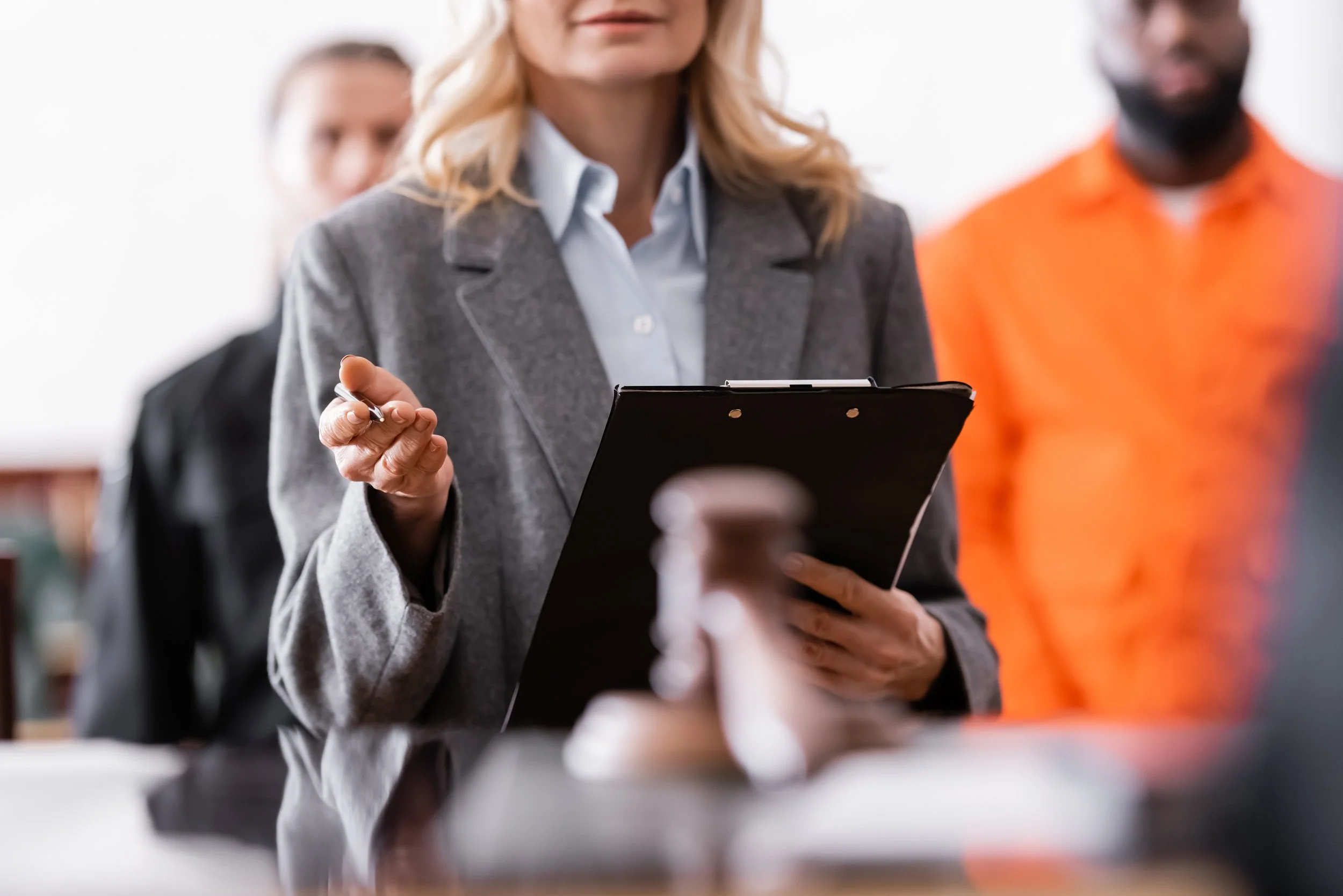 a psychologist speaks on forensic psychology in a mediation session in Tampa, FL