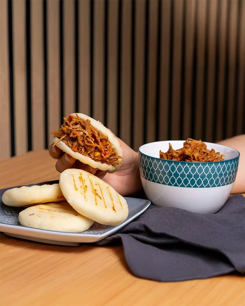 Arepa filled with alternative protein