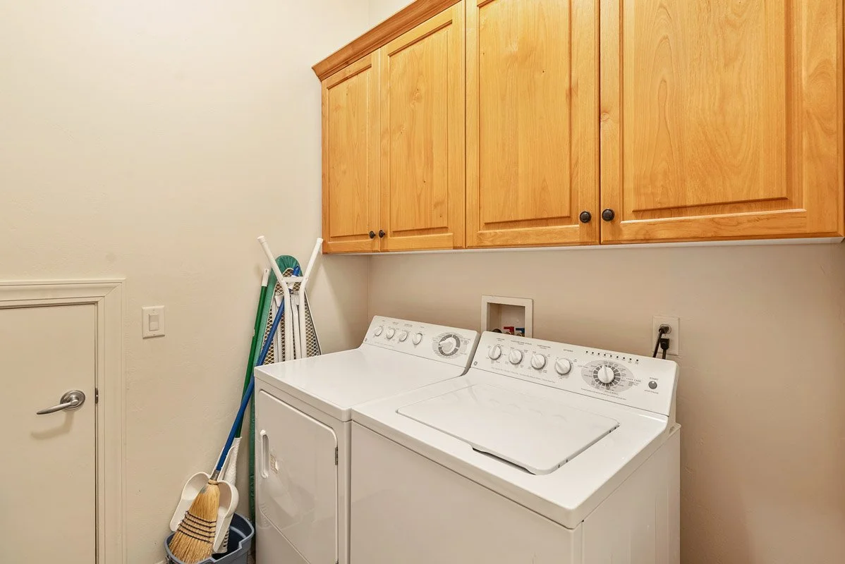 27 - 5 East Village Circle.jpg