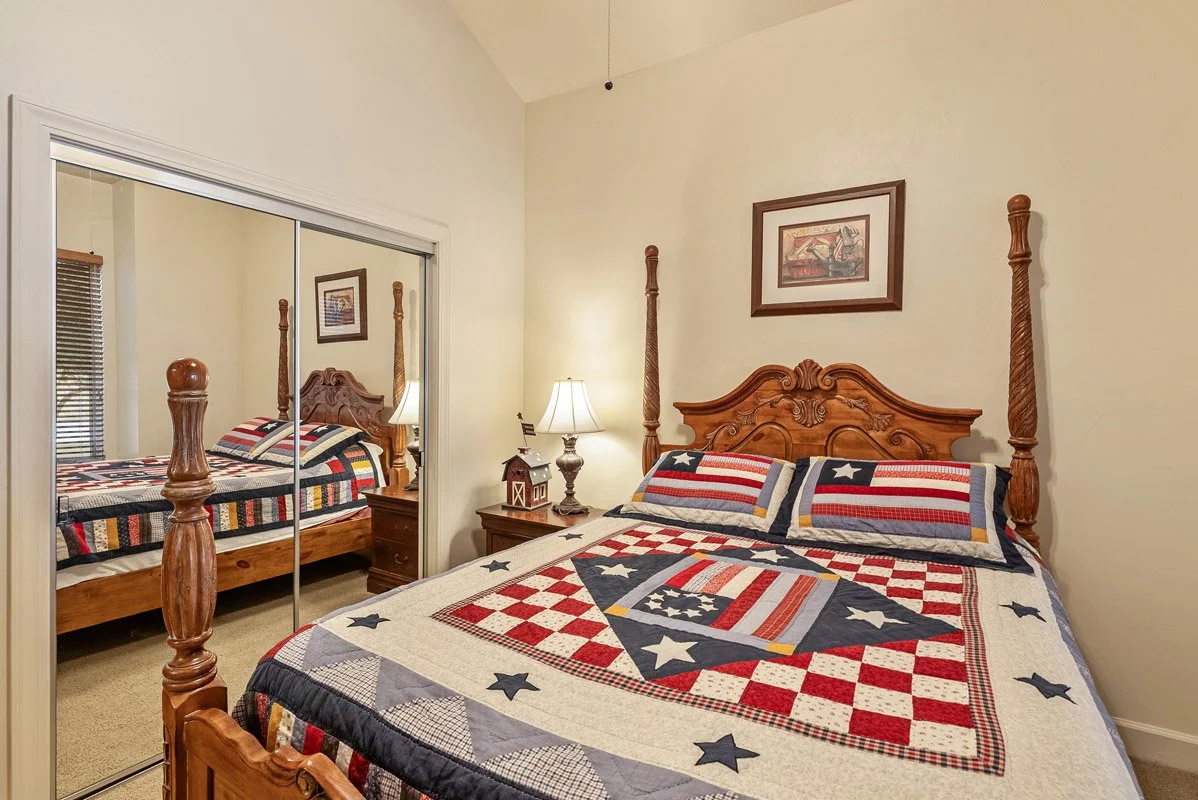 25 - 5 East Village Circle.jpg