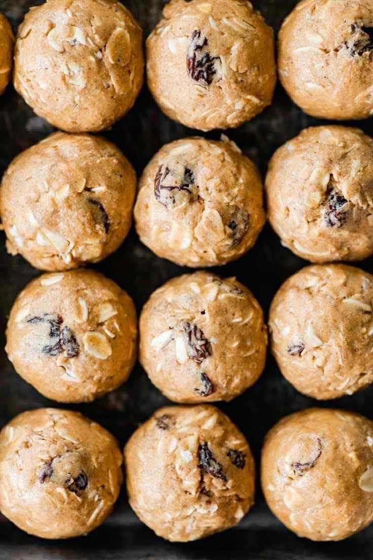 Oatmeal Raisin Protein Balls
