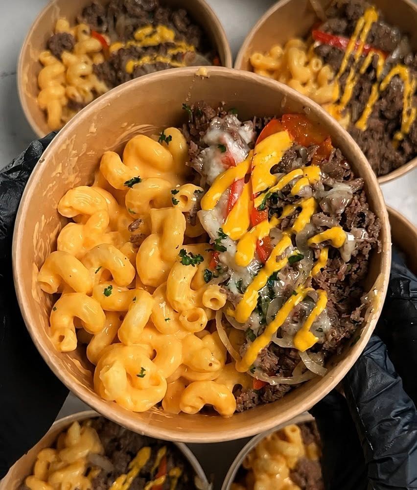 Philly Cheesesteak Mac & Cheese.jpg