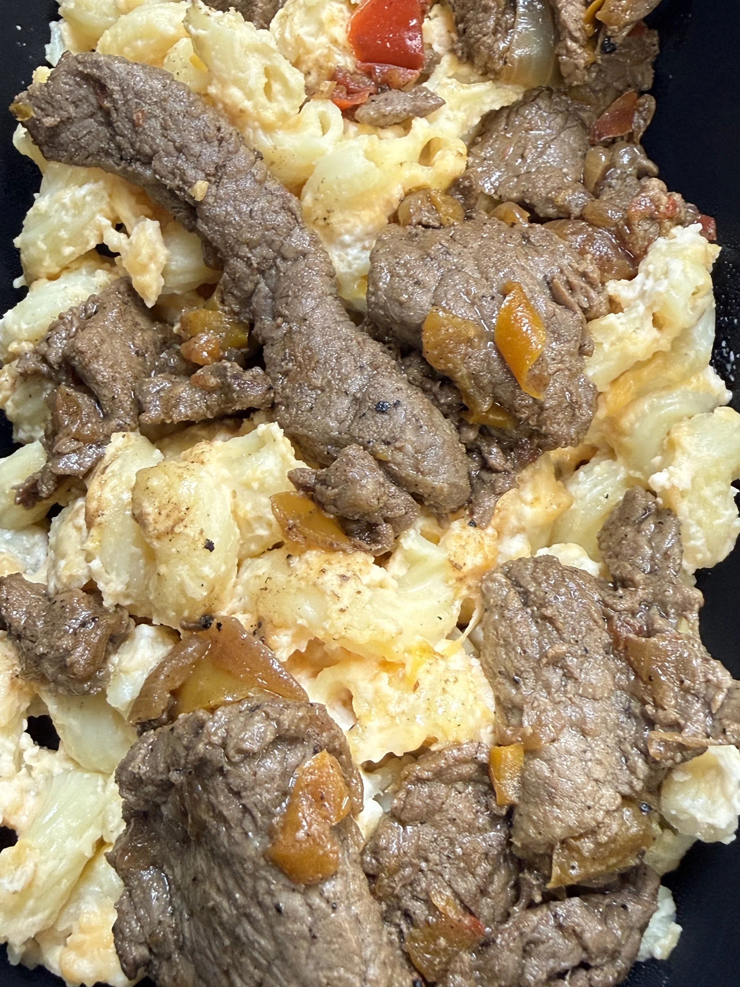 Philly Cheesesteak Mac & Cheese