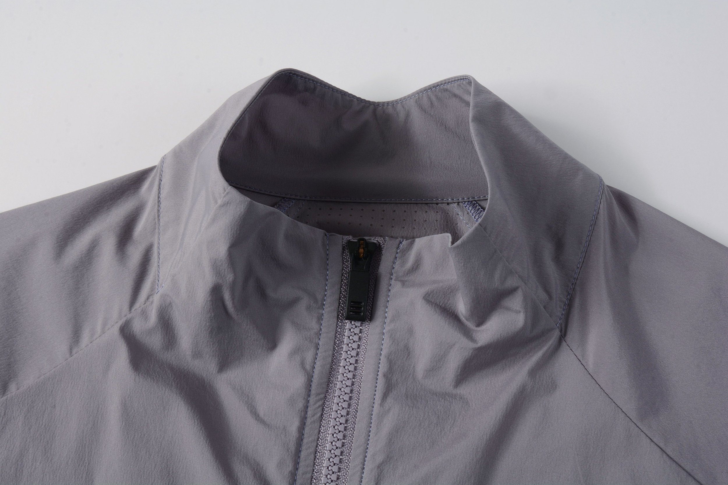 mens-wind-jacket-cl-1-full-illumination-light-purple_06.jpg