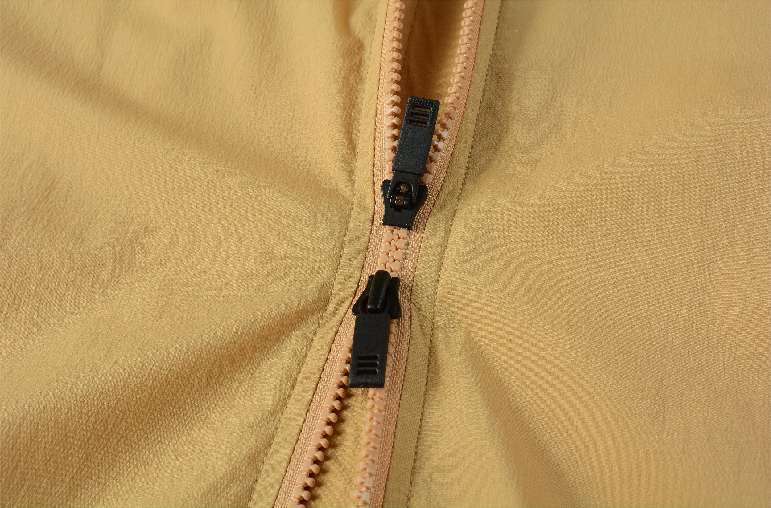 mens-wind-jacket-cl-1-full-illumination-ashen_12.jpg