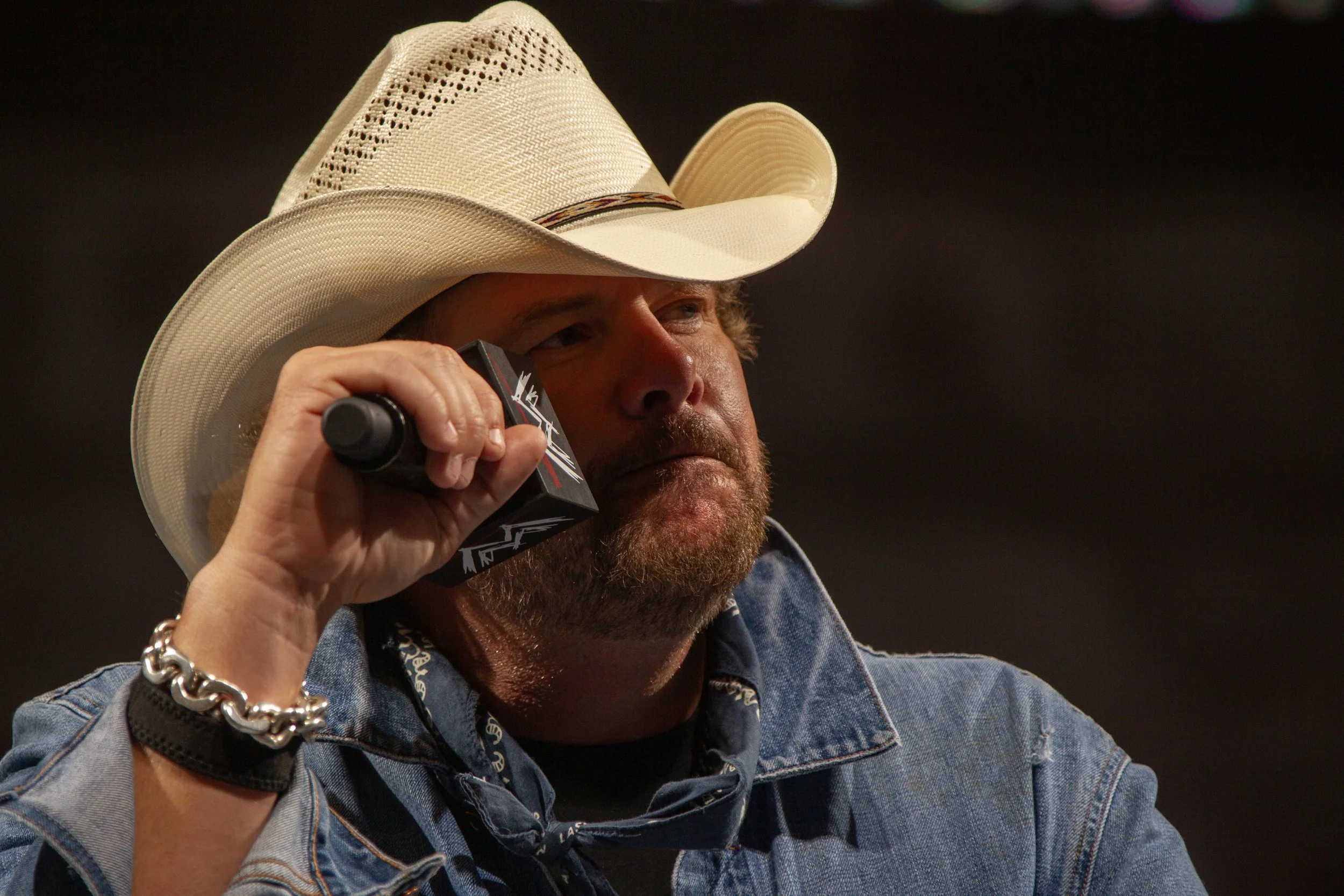 RAW_10252010ej_0402 copy.jpg