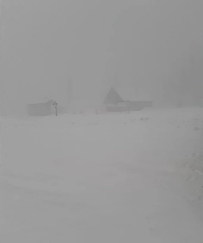 2024 blizzard at end of Snowarama day 3.jpg