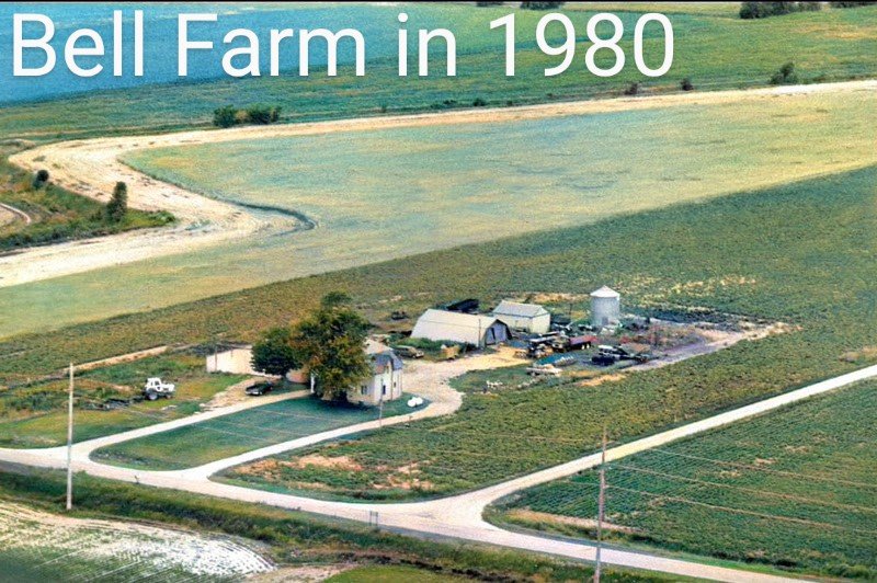 Bell Family Farm in 1980, Dad is driving in the tractor!