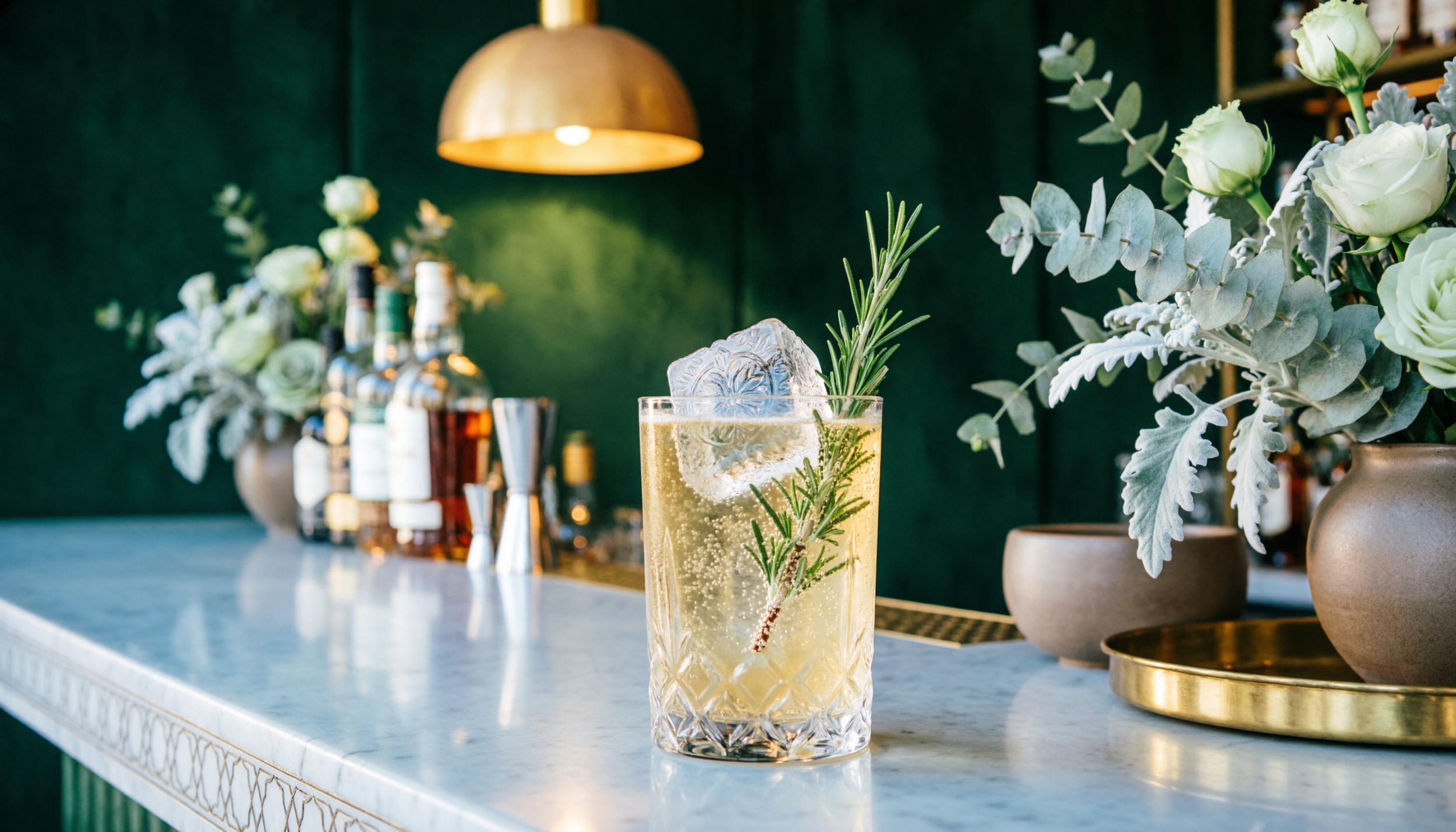refreshing Sparkling Herbal Highball mocktail featuring fresh rosemary, citrus, and premium botanical infusions, crafted by Dry Mixology Arabia for luxury event catering in the UAE.